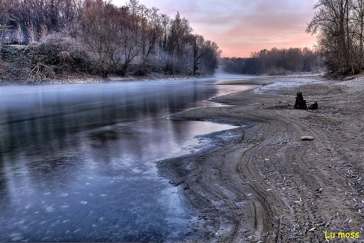 Alba sul fiume Adda