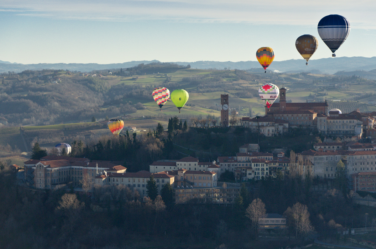 Direction: the viewpoint of Mondovi Piazza!