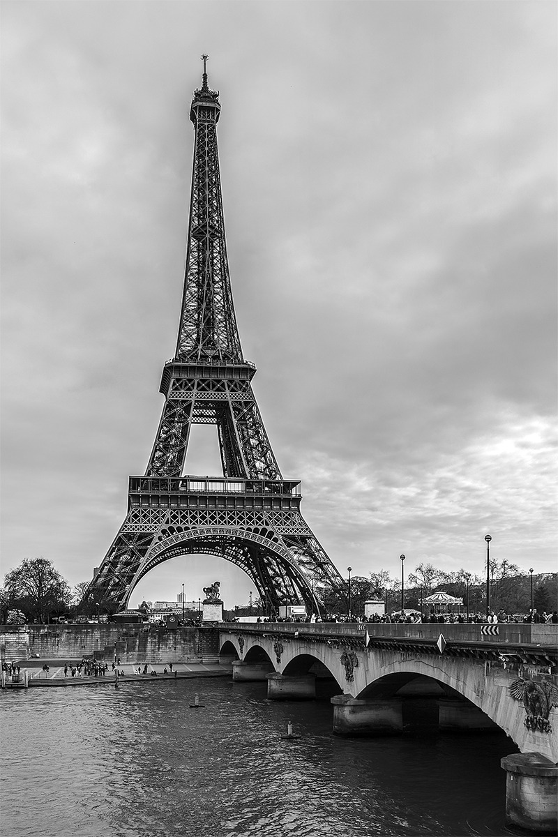 Tour Eiffel B&W