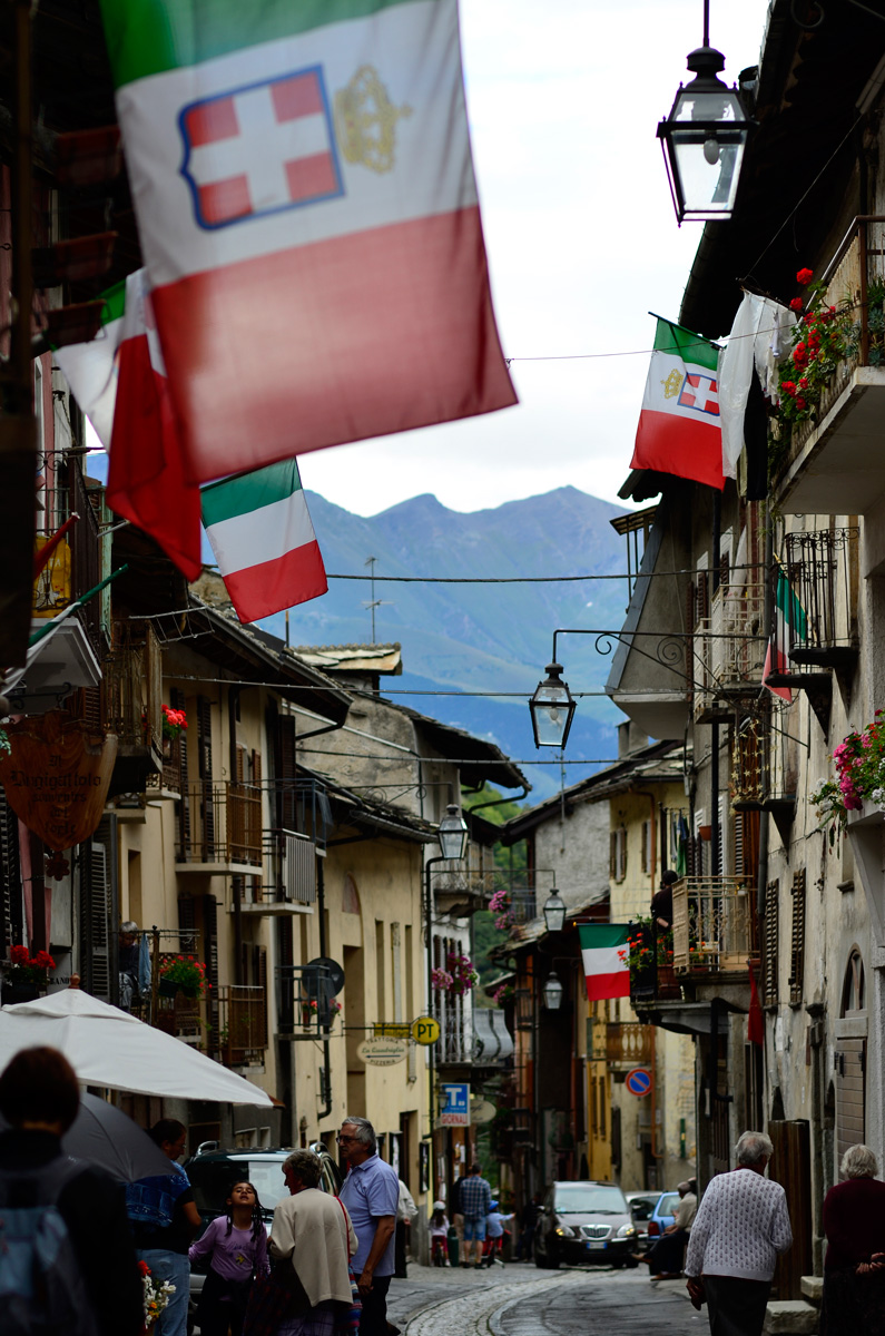 il tricolore sventola..