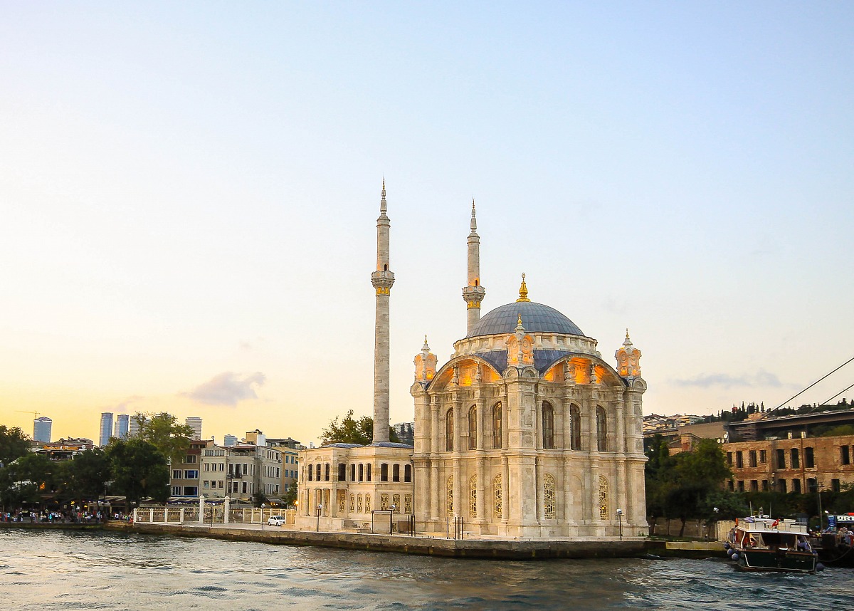 Ortakoy camii