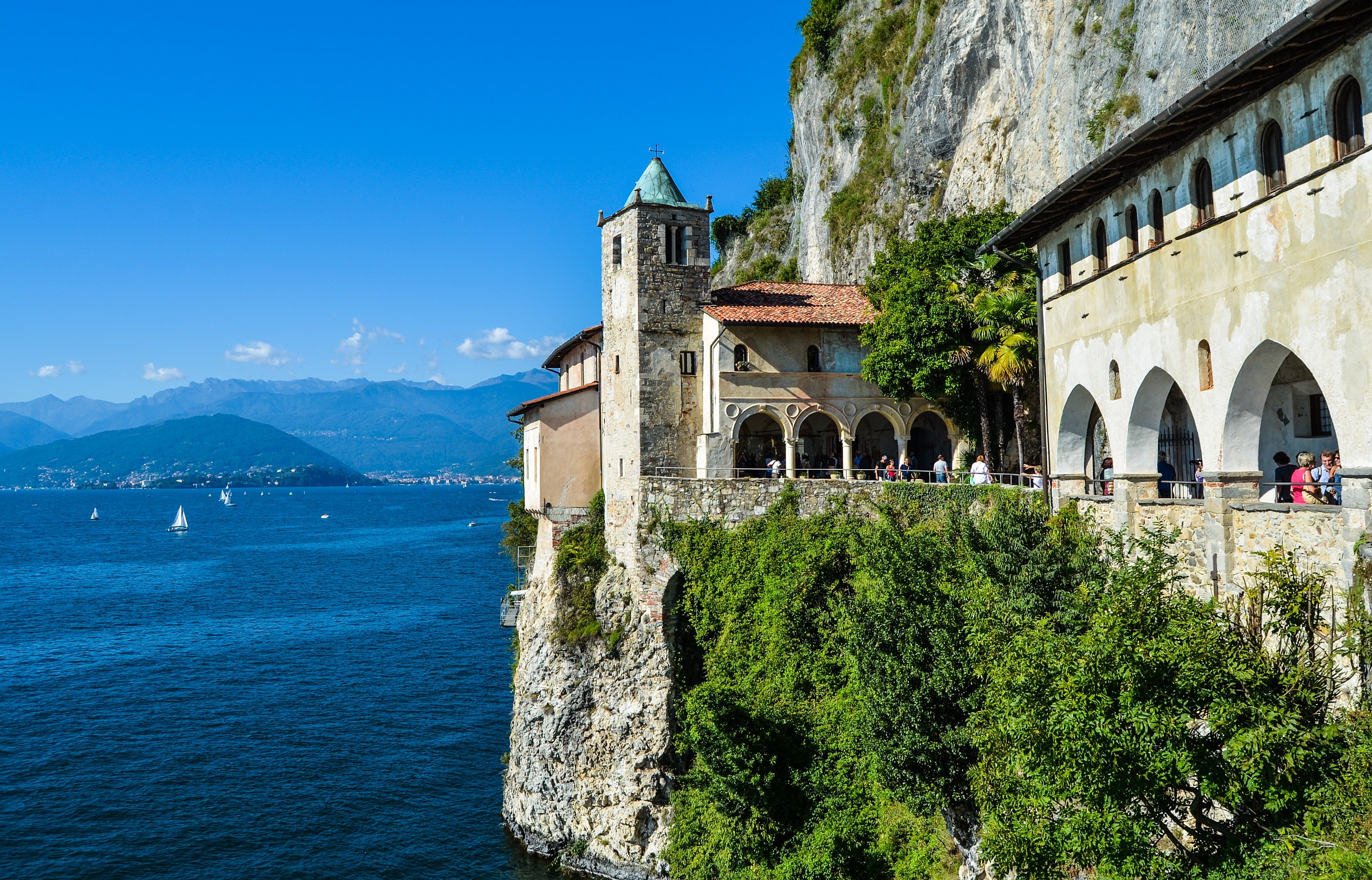 Eremo Santa Caterina del Sasso