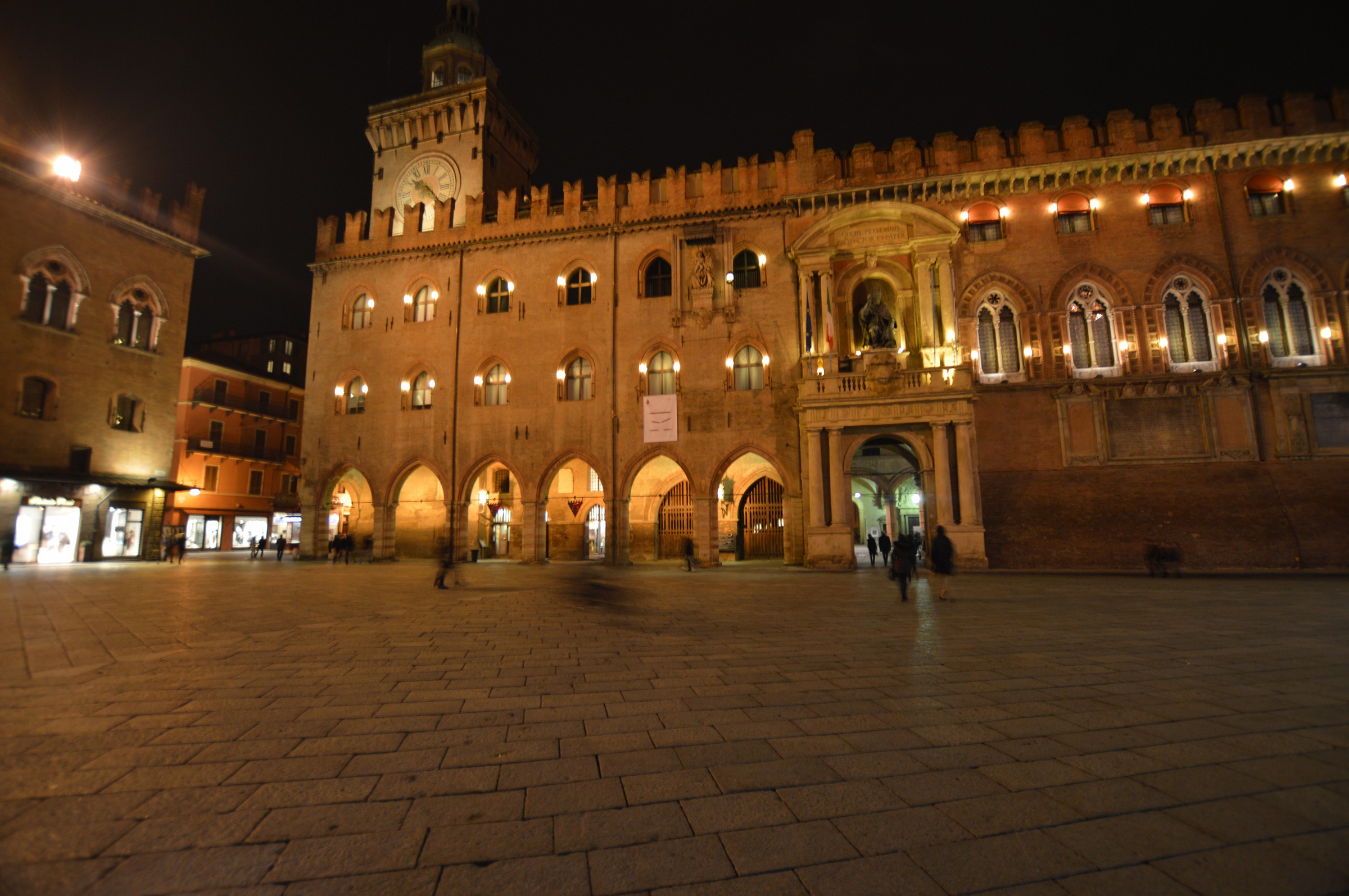Bologna, Piazza Maggiore