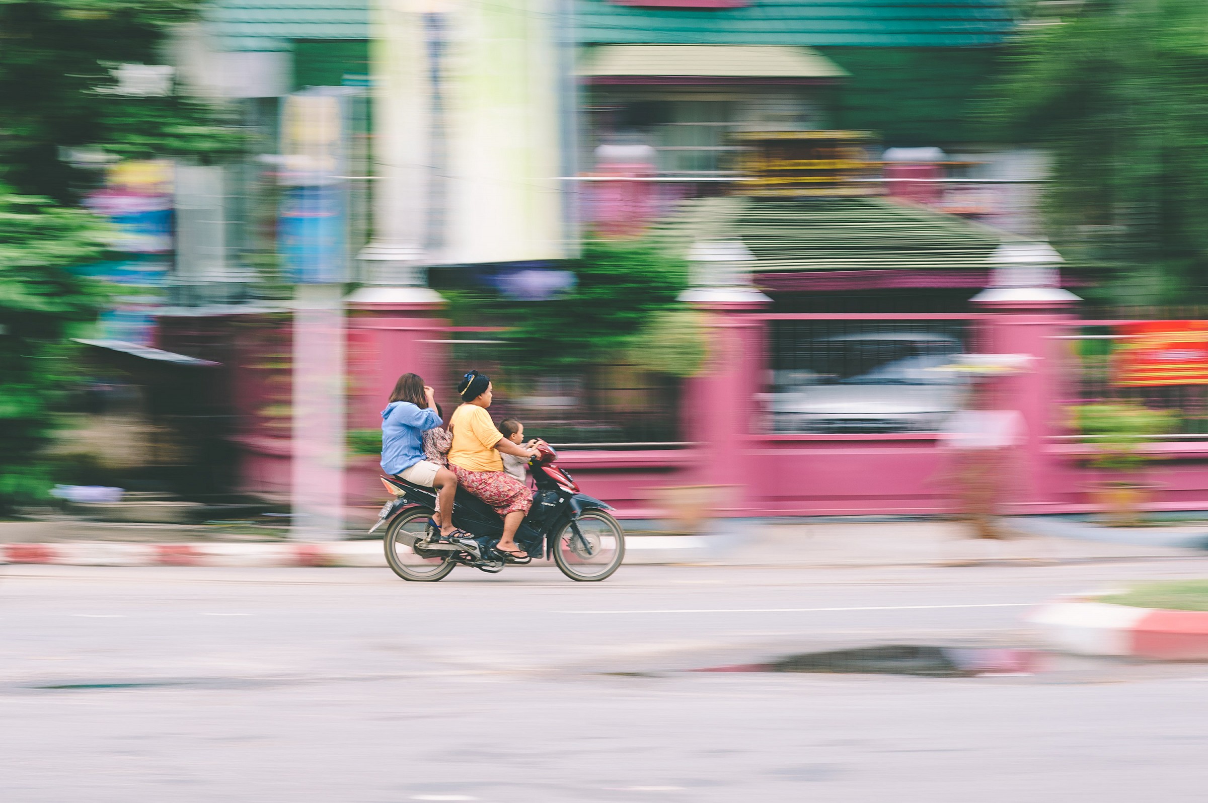 Full speed ahead! (Yangon, Myanmar)