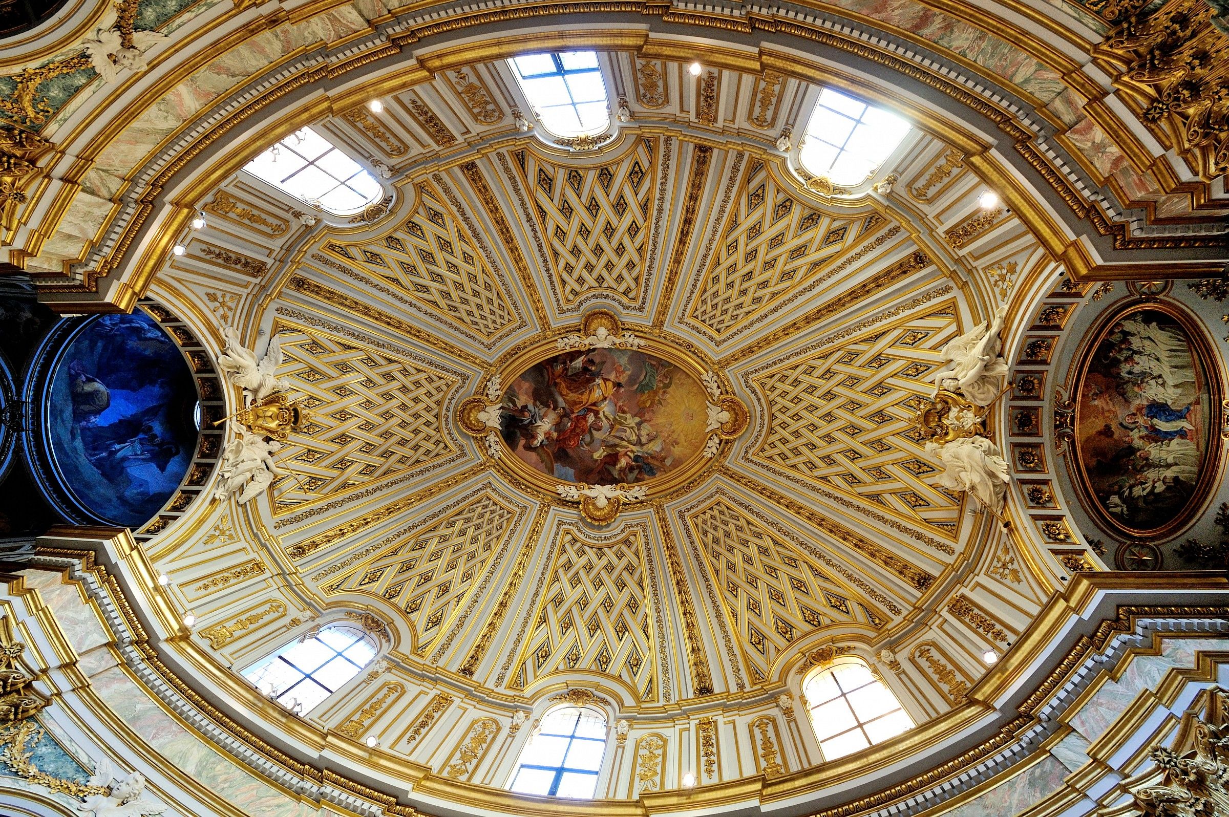 Roma-SS.Trinità degli Spagnoli(La cupola con il 14mm)
