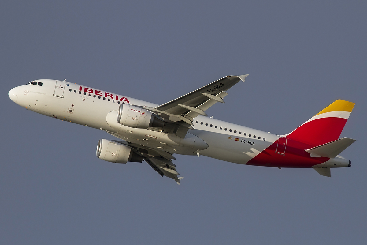 Iberia A320-214