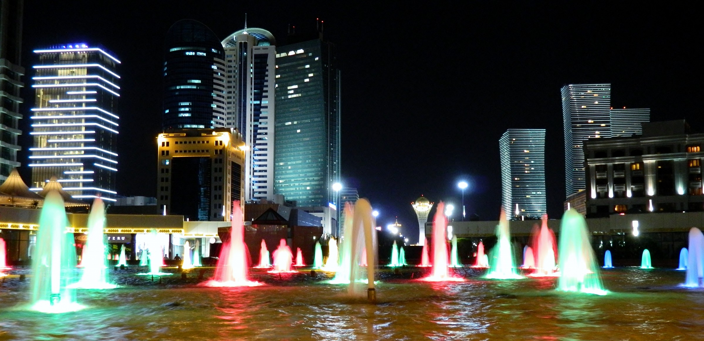 Play of light and water