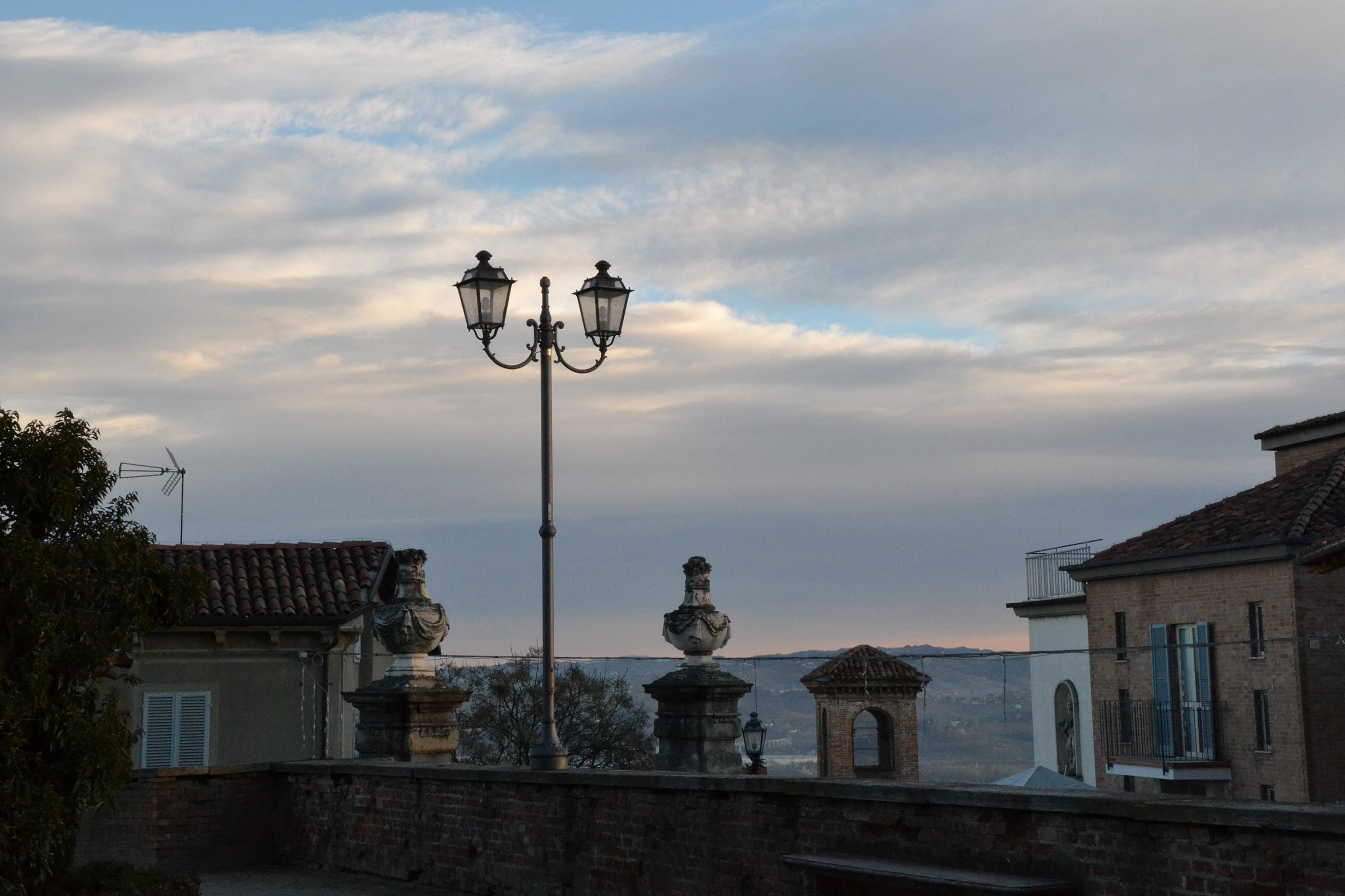 Roofs and Sculptures