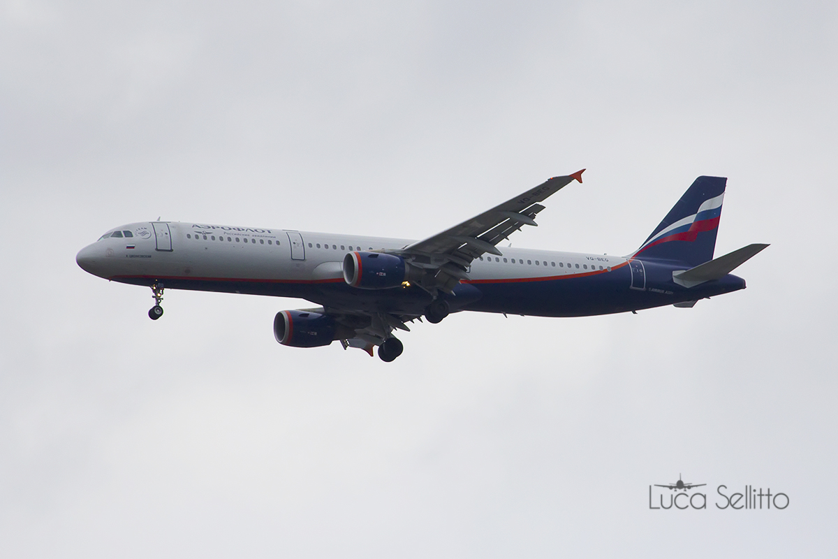 Airbus A321-211Aeroflot