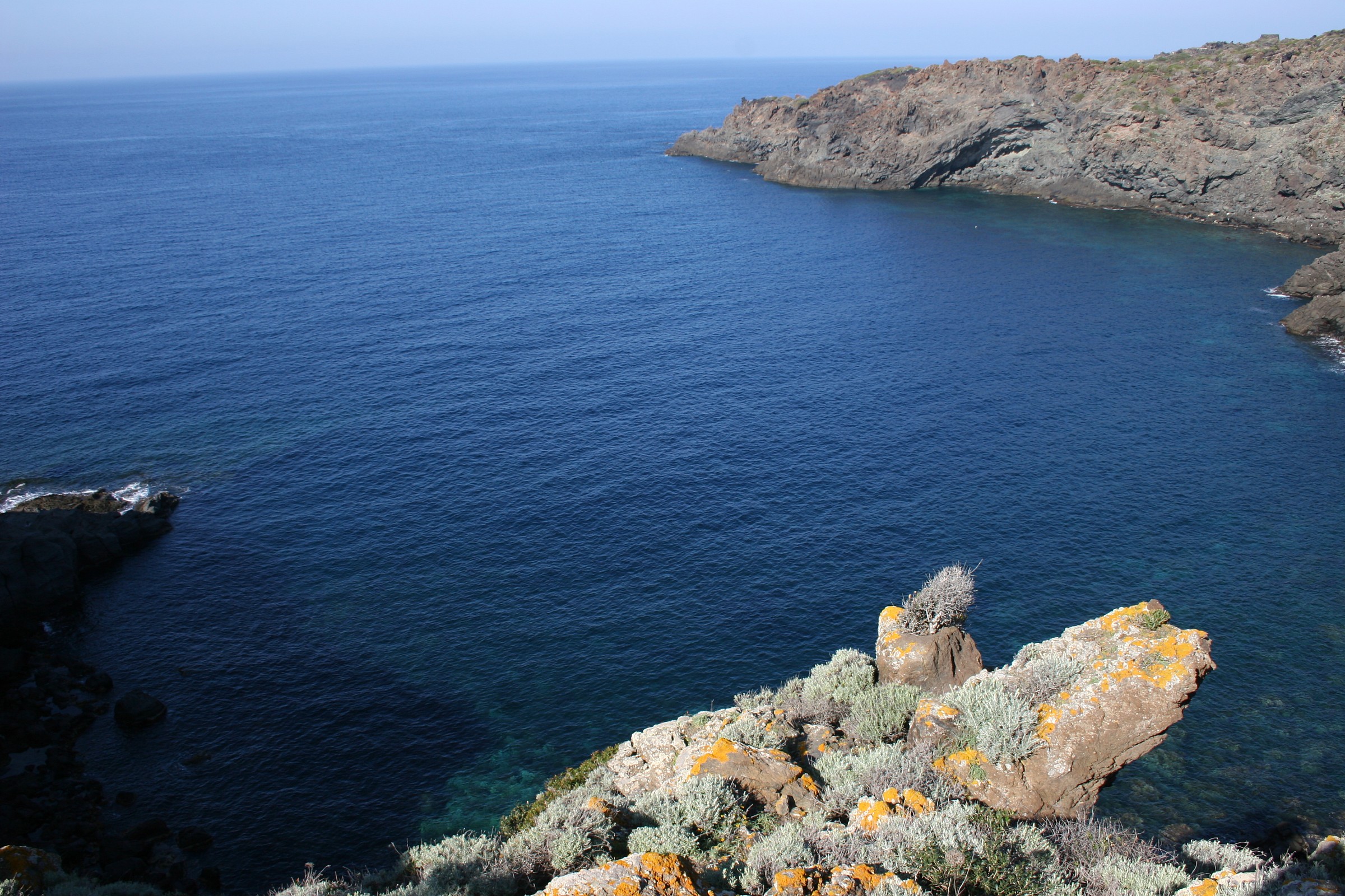 Bay of Cala Five teeth