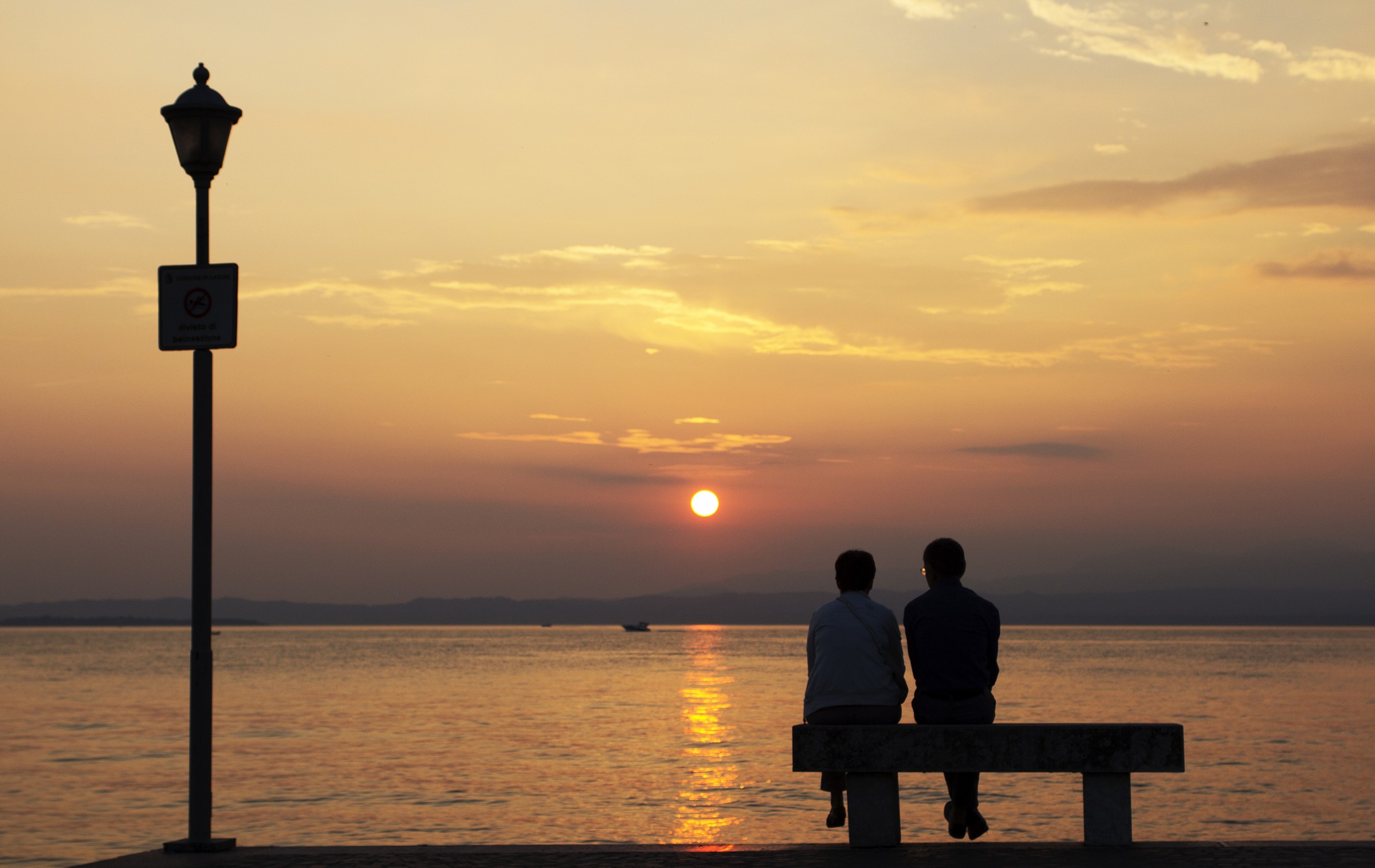 Sunset on the Lake - Lazise (vr)