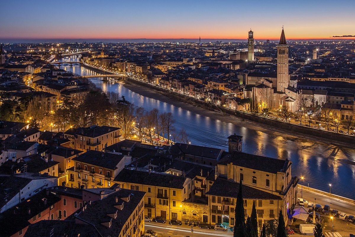 Verona ... The first evening lights