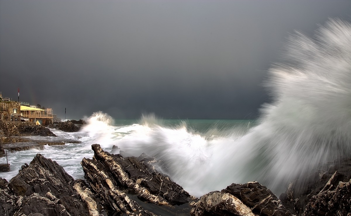 L'onda e l'arcobaleno