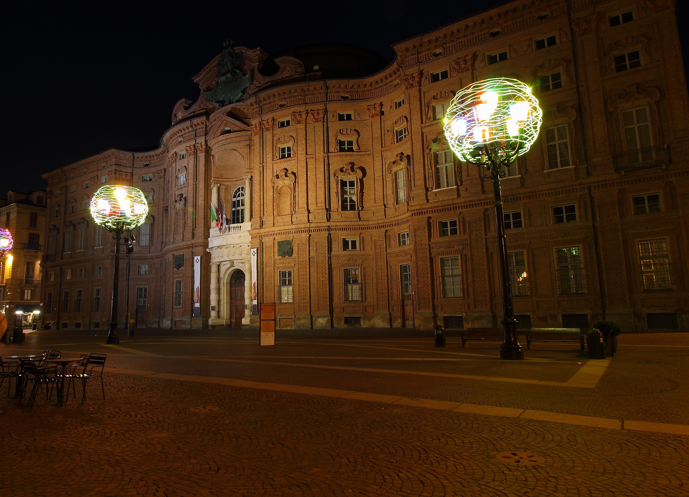 Piazza Carignano, Torino