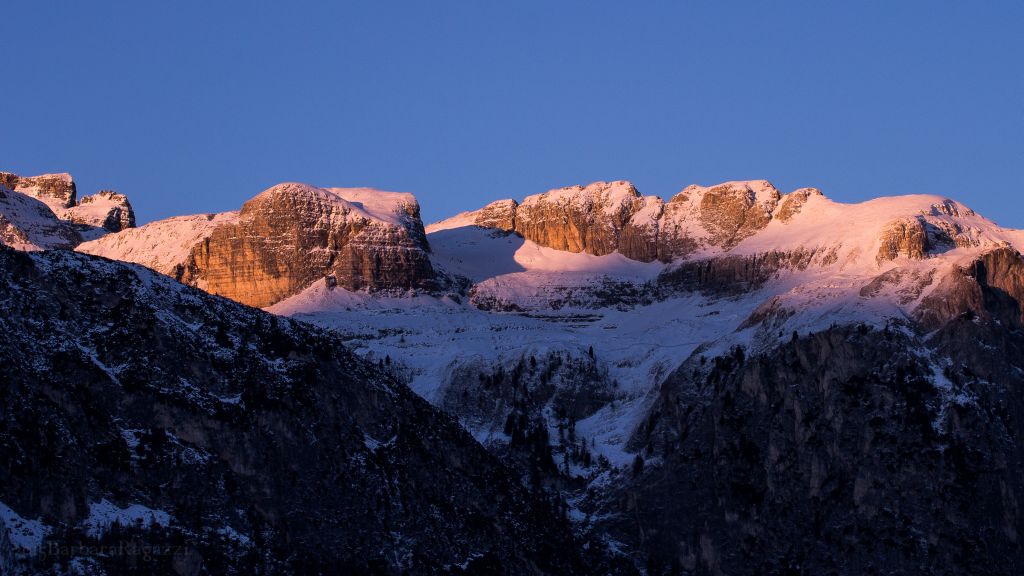Alba verso il gruppo della Gardenaccia