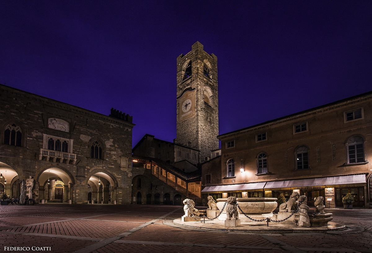 Piazza Vecchia, Bergamo