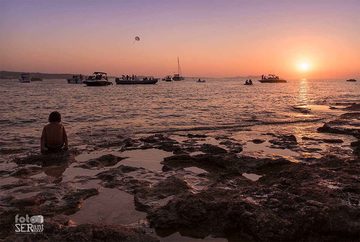 Lo spettacolare tramonto al cafe del mar, Ibiza.