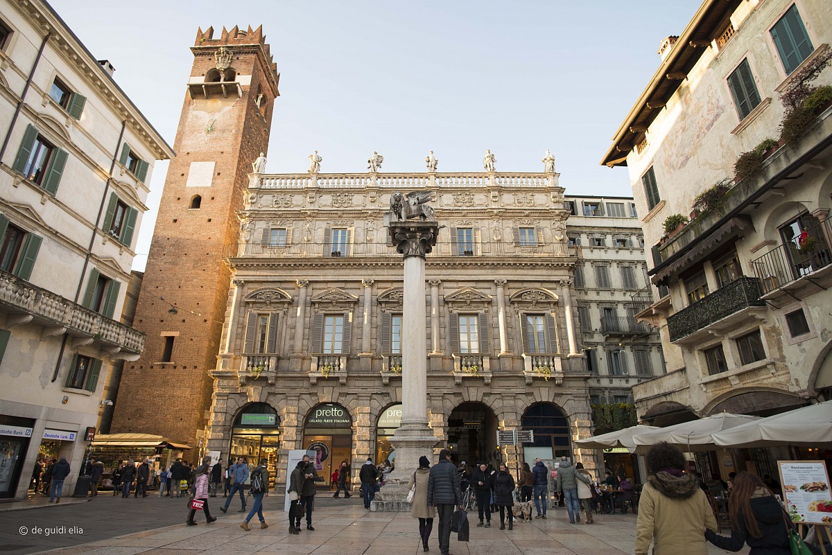 Piazza delle Erbe Verona