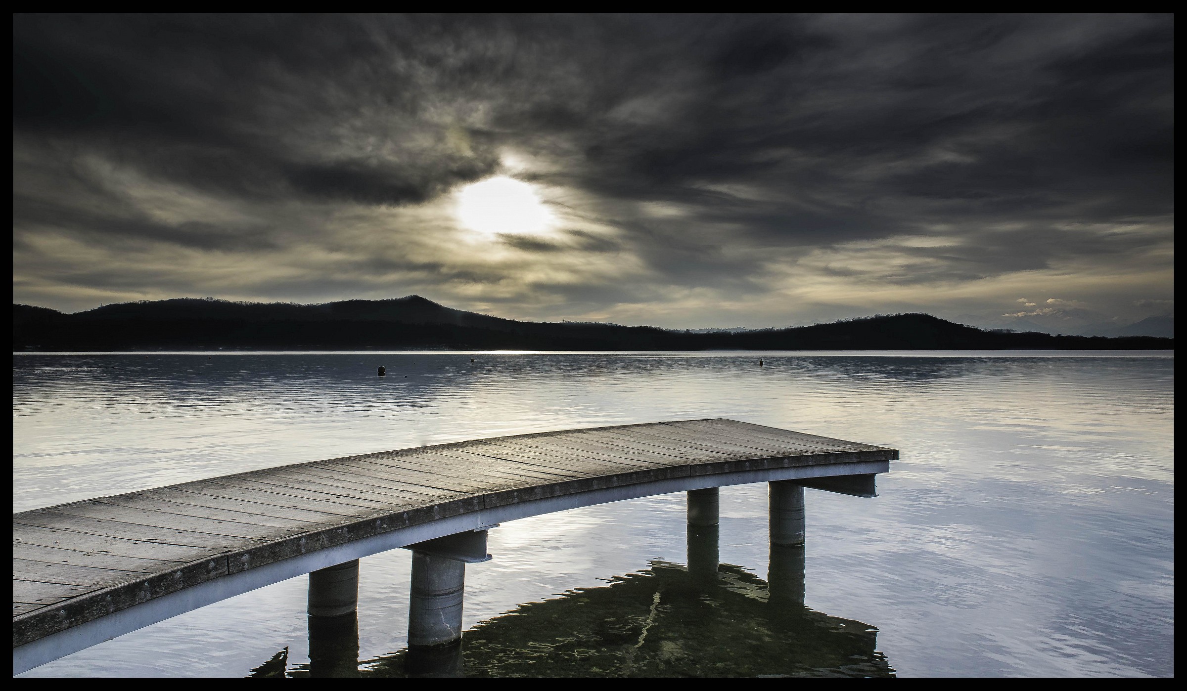 Viverone -tramonto winter