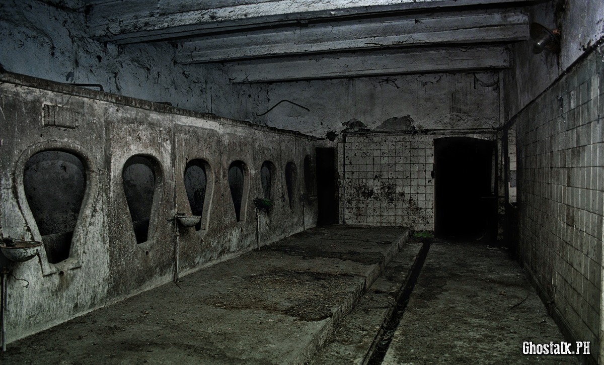 vecchia stalla abbandonata