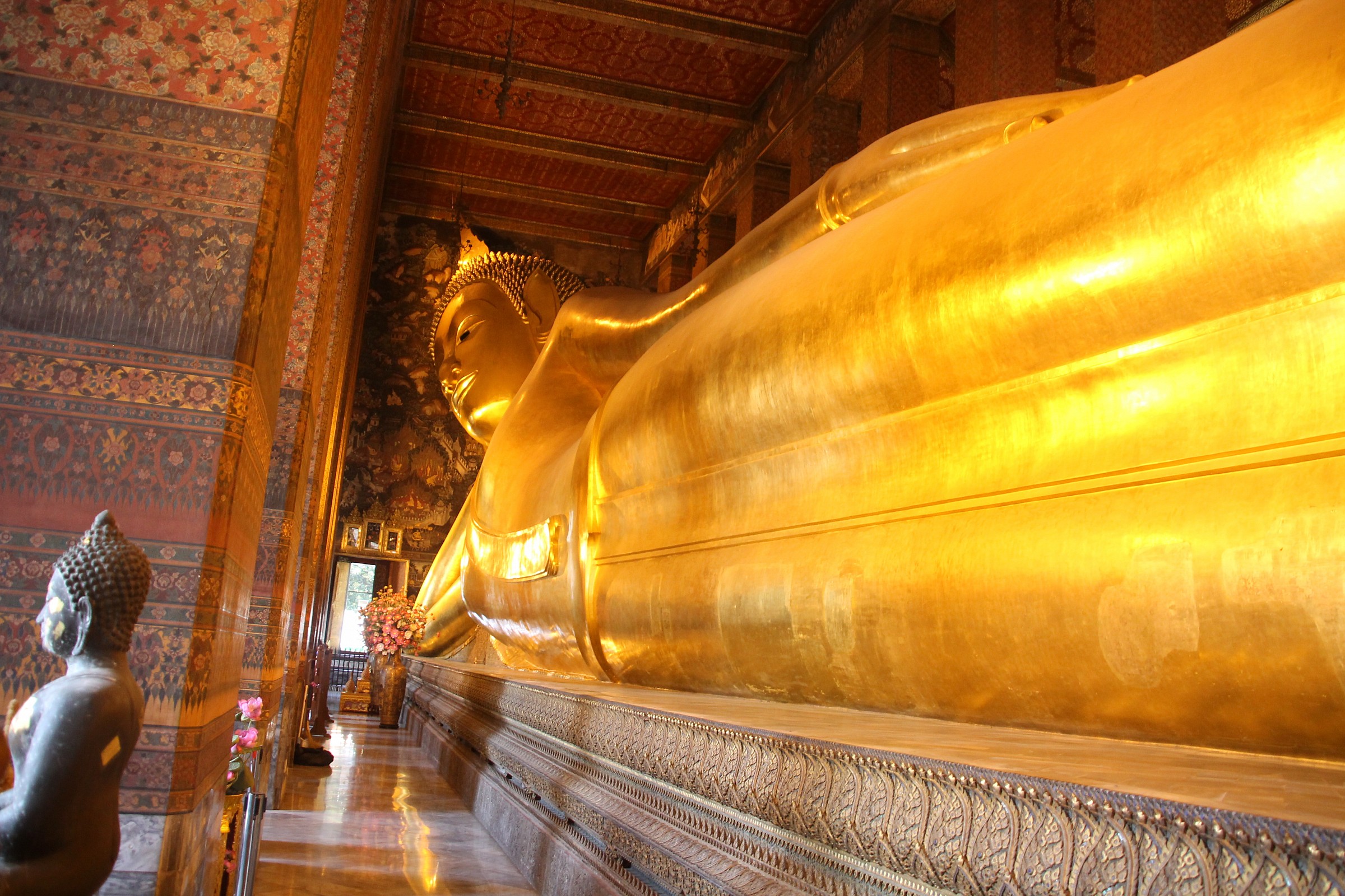 Bangkok tempio Buddha sdraiato (46 mt)