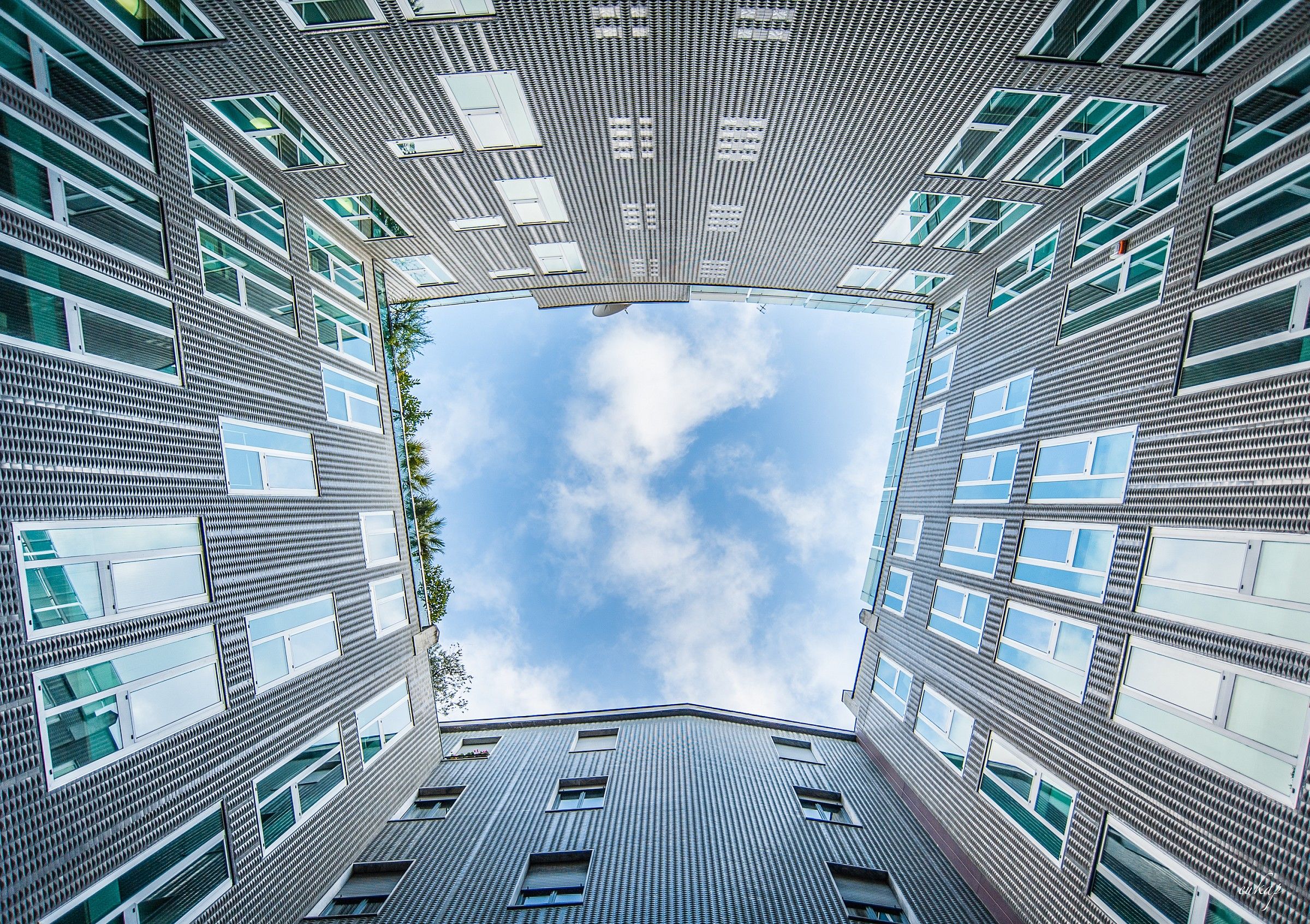 the sky above milano