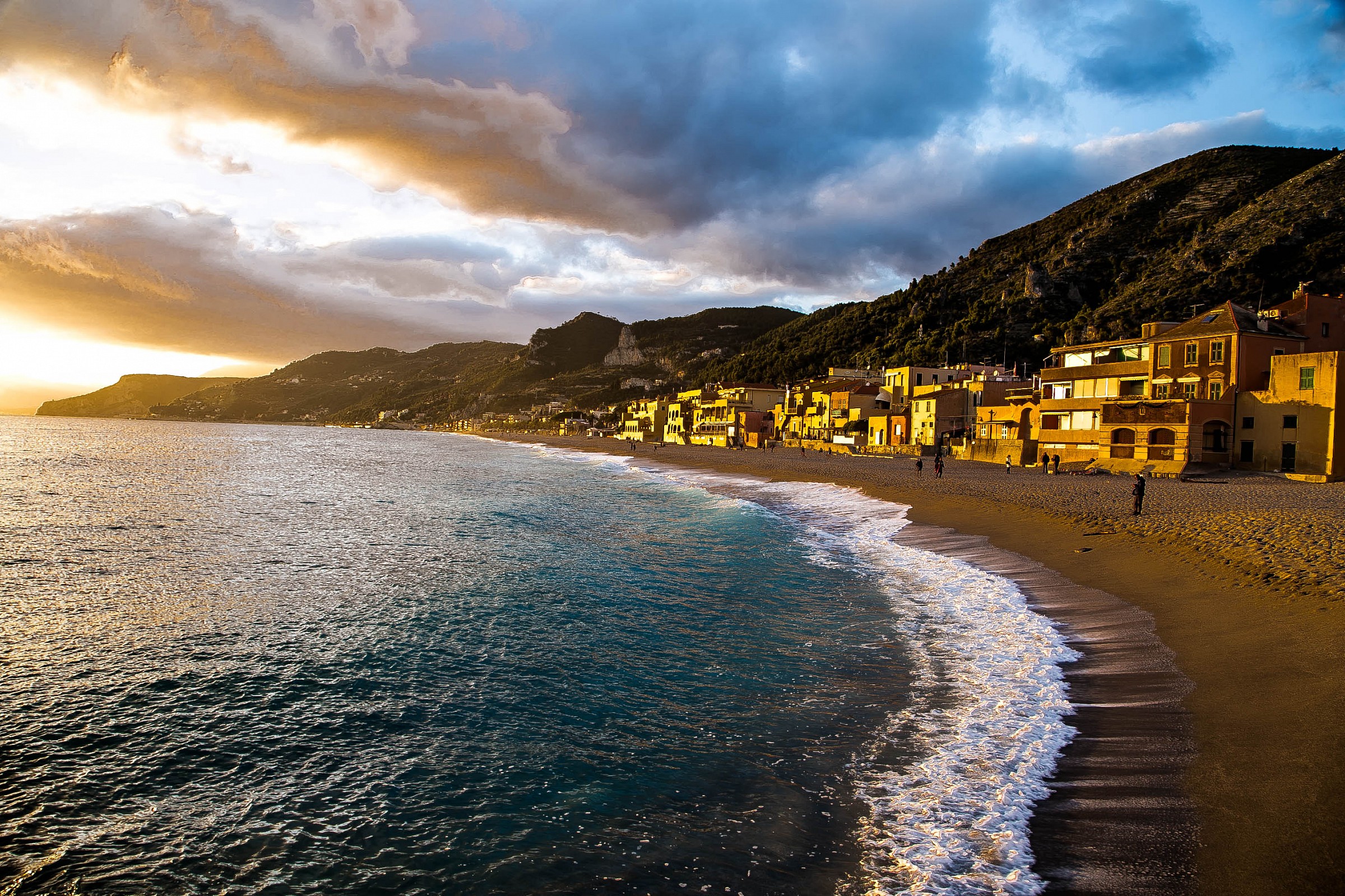varigotti winter sunset sea