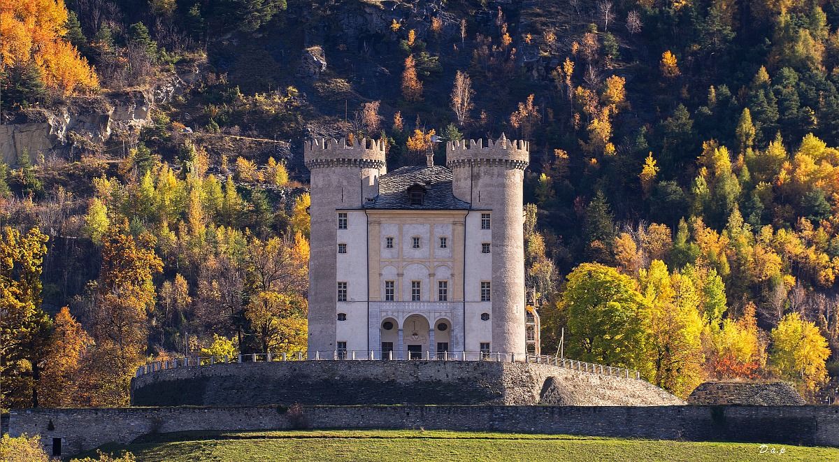 Castle in the colors!