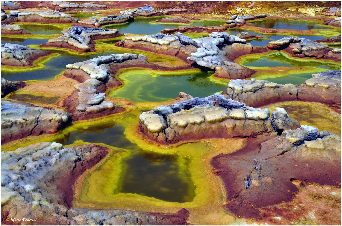 Dallol - Zolfo, ossidi e sali vari