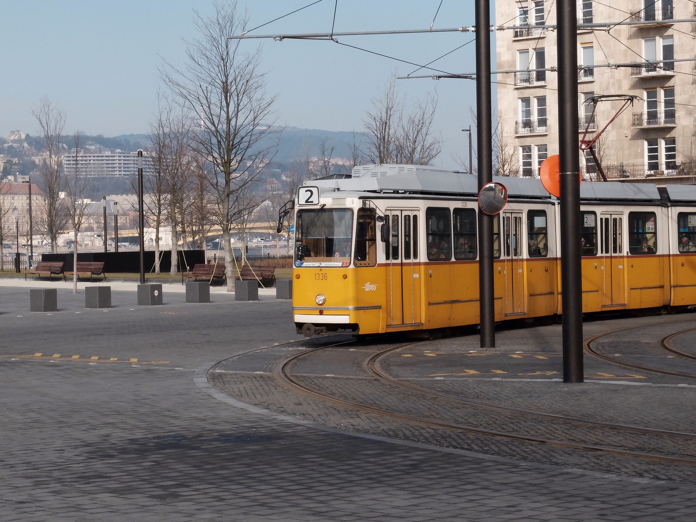 Tram 2 al Parlamento