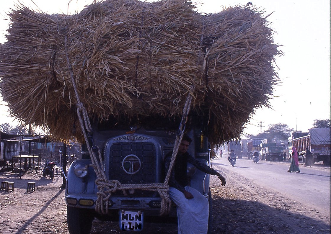 Transport-Loads protruding