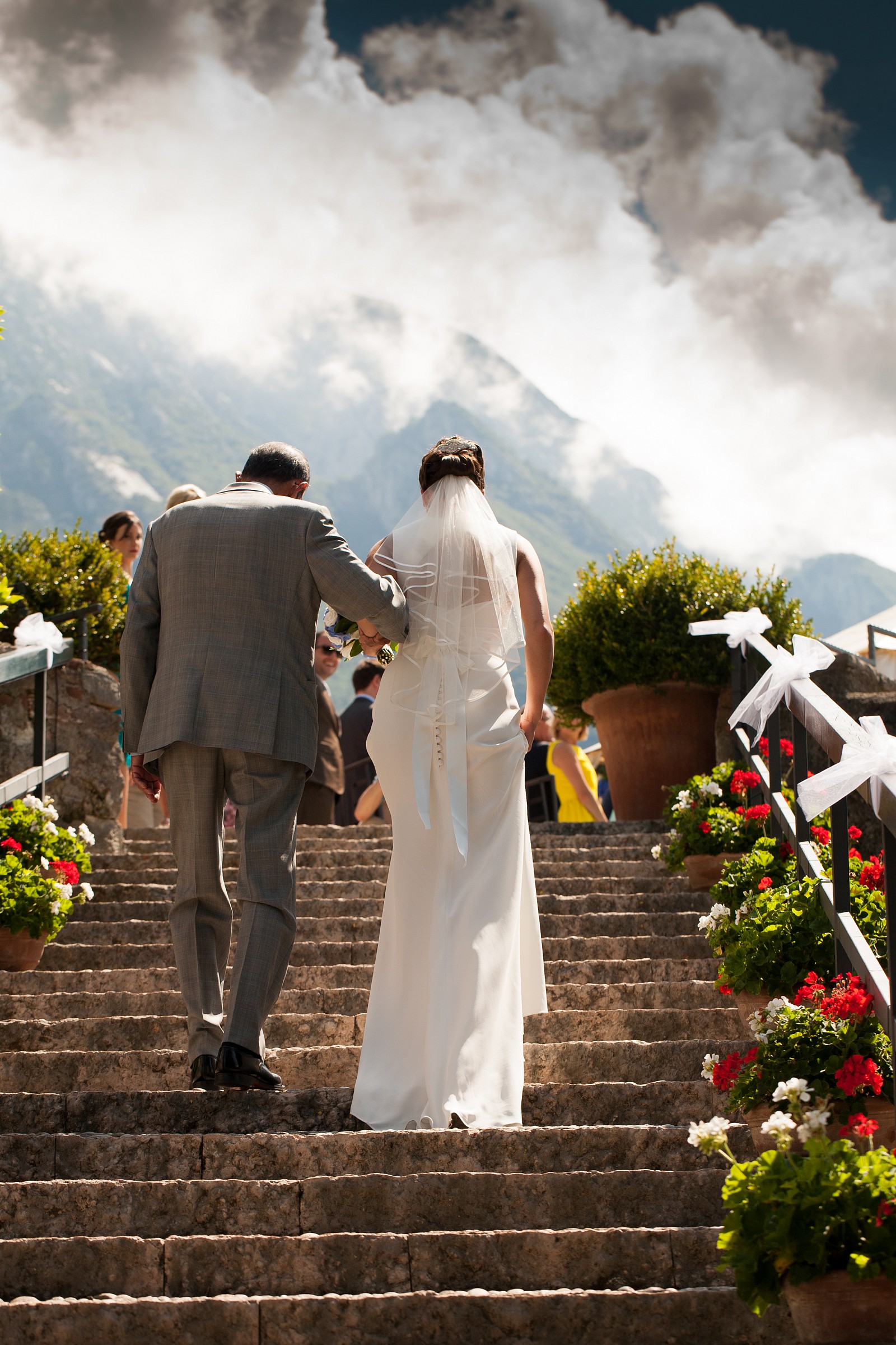 after the long flight of steps the fateful "yes" (...