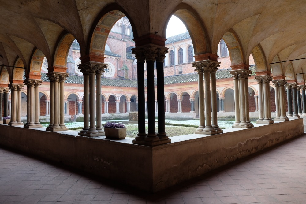 cloister of Sant'Andrea (Vercelli)