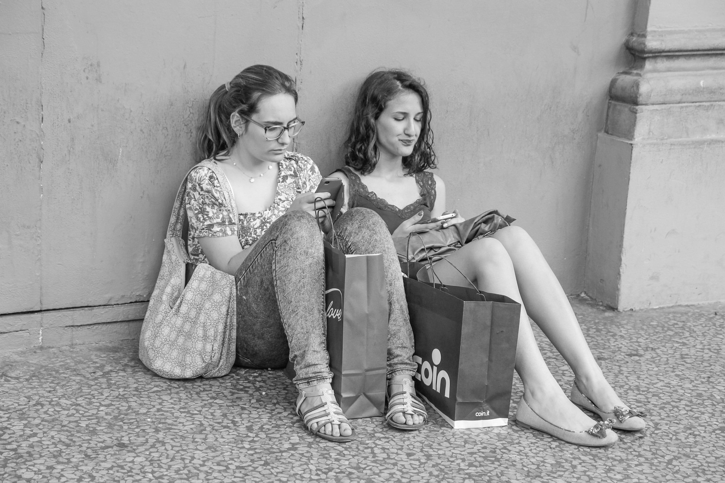 rest after shopping ... !!