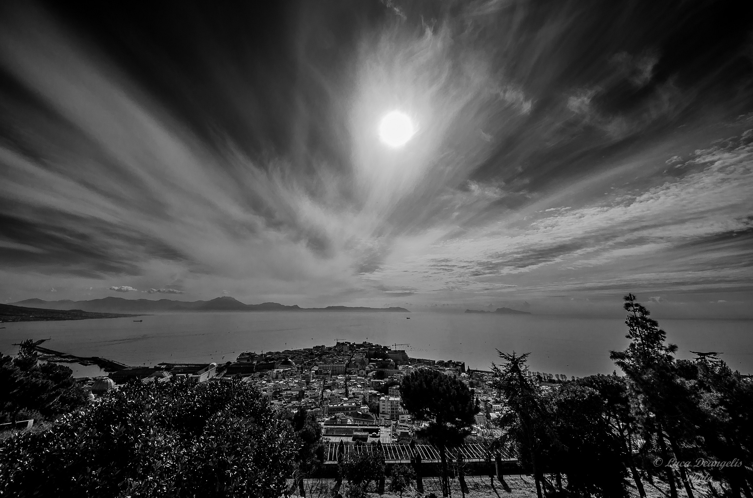 The Bay of Naples in the south as seen from Vomero