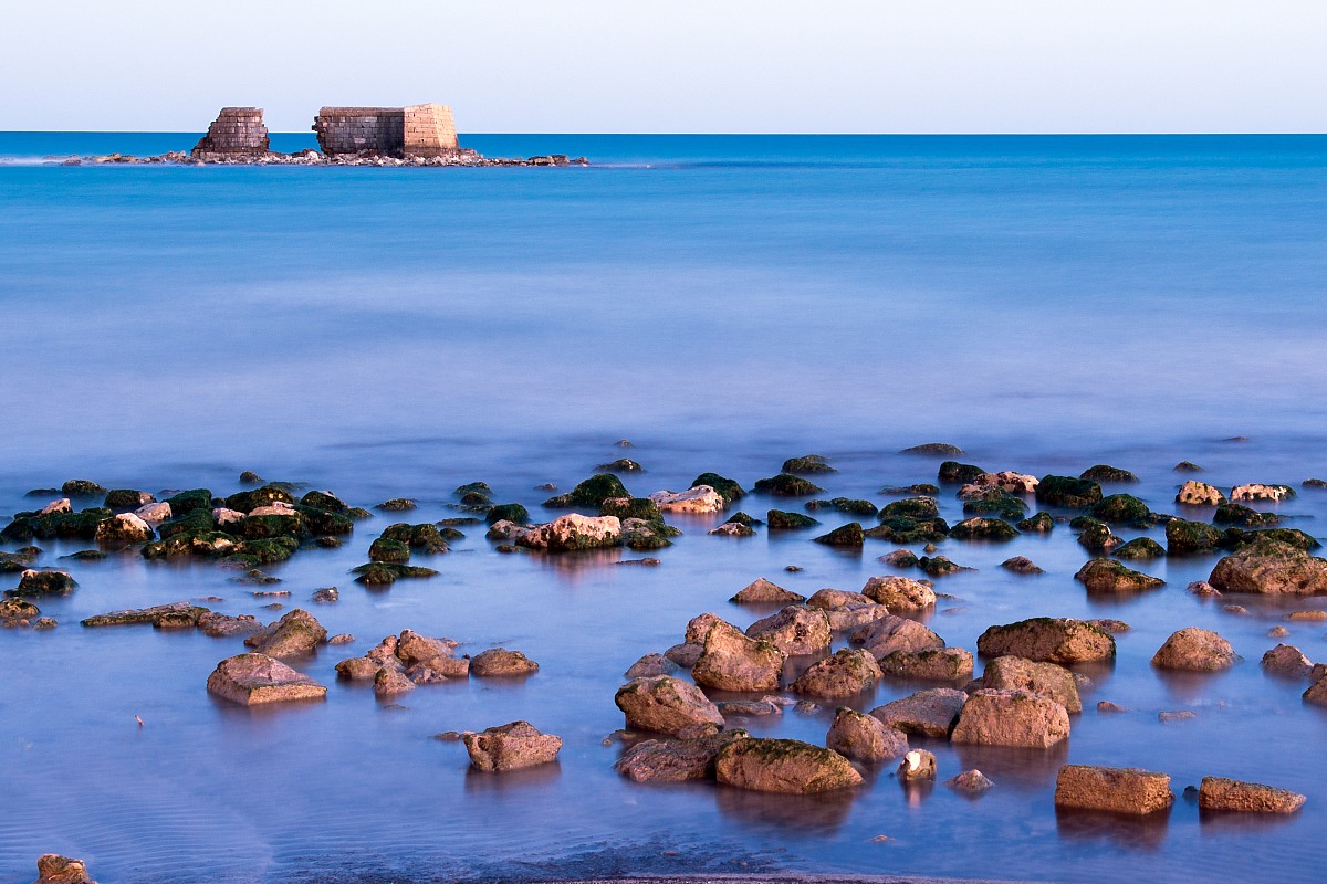 San Cataldo (le) in a winter evening