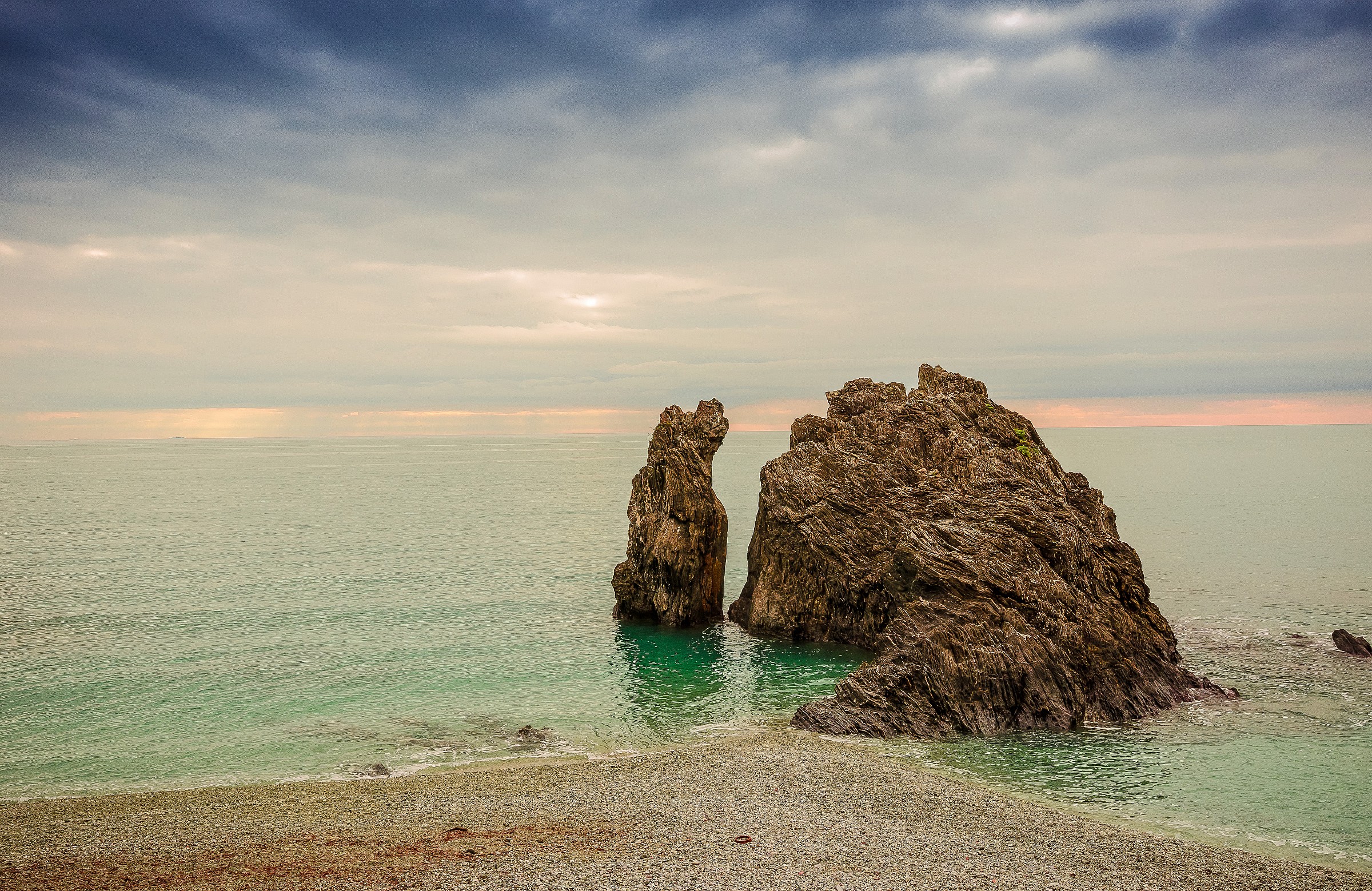 Monterosso -Cinqueterre-spiaggia solitaria