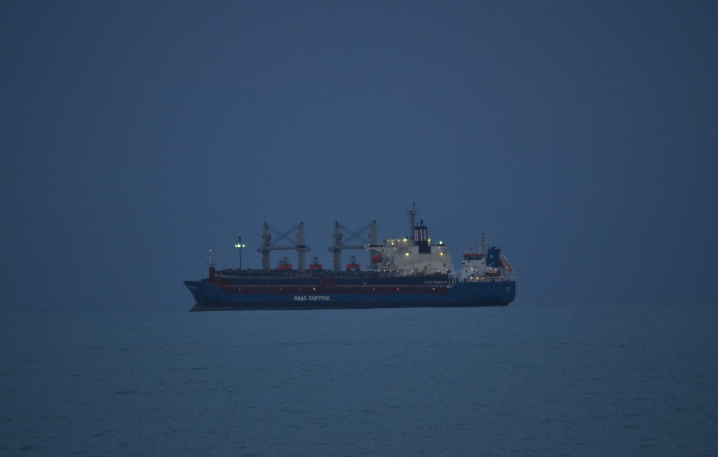 oil tanker off the coast of blue salerno.ora