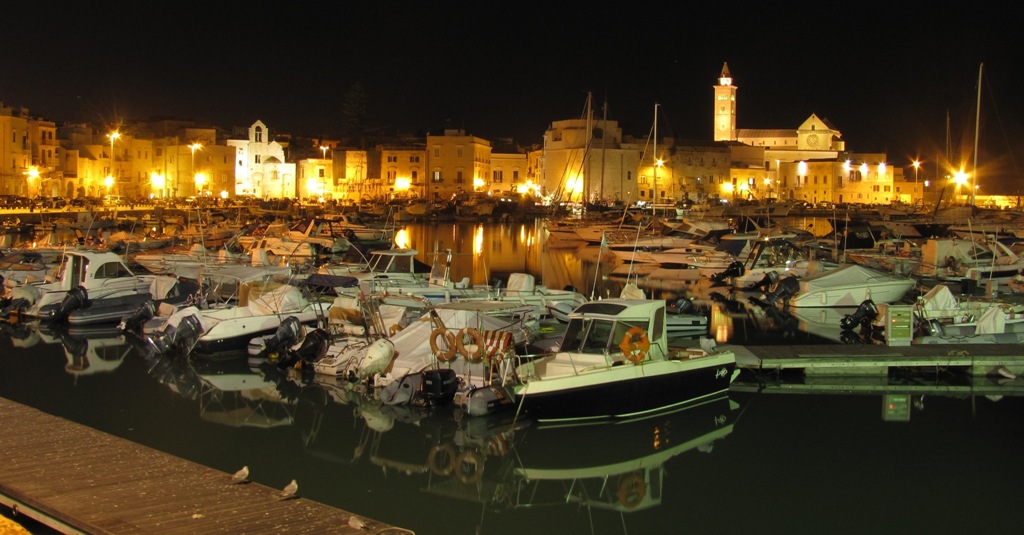 Il porticciolo di Trani