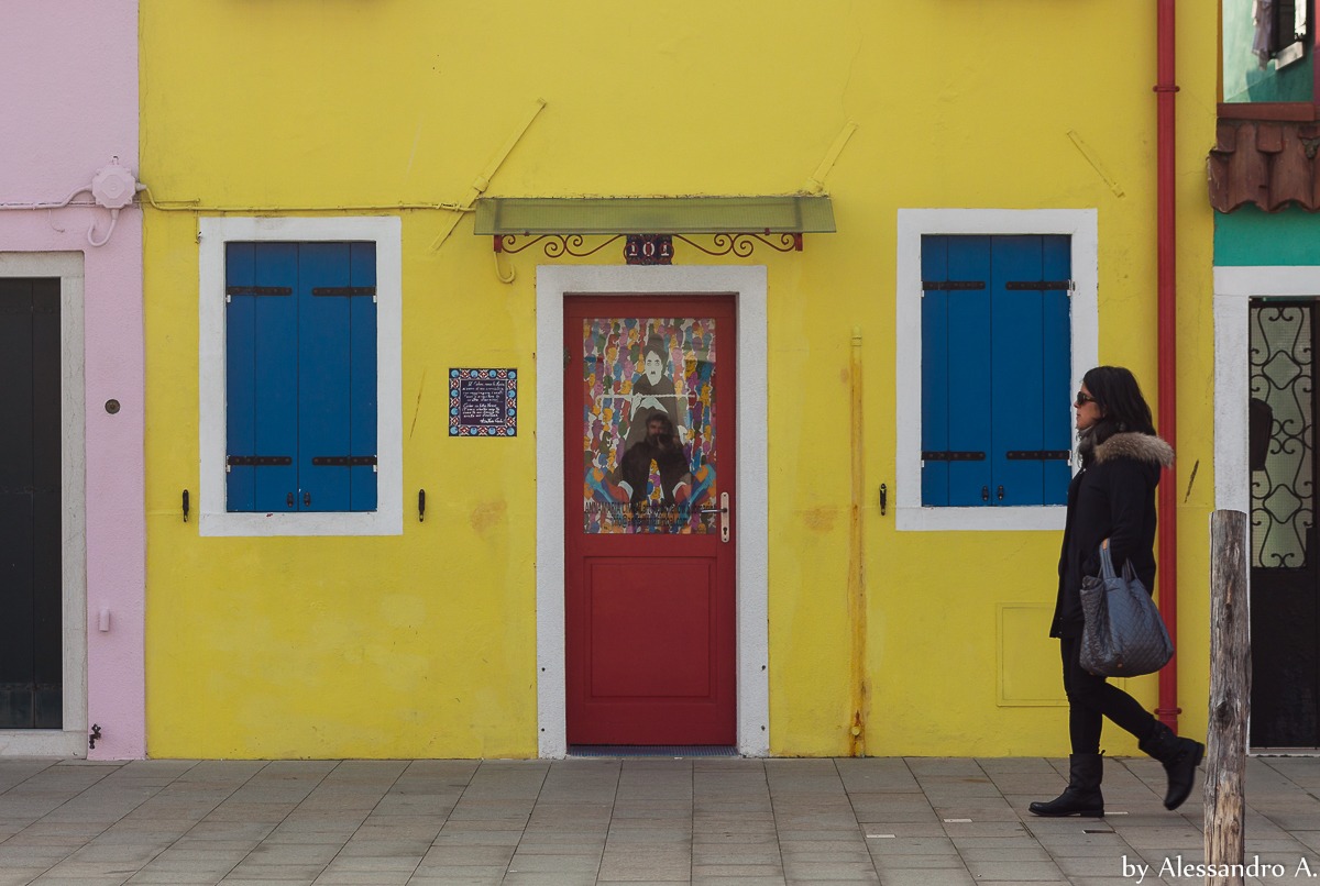 Street a Burano (L'intruso)