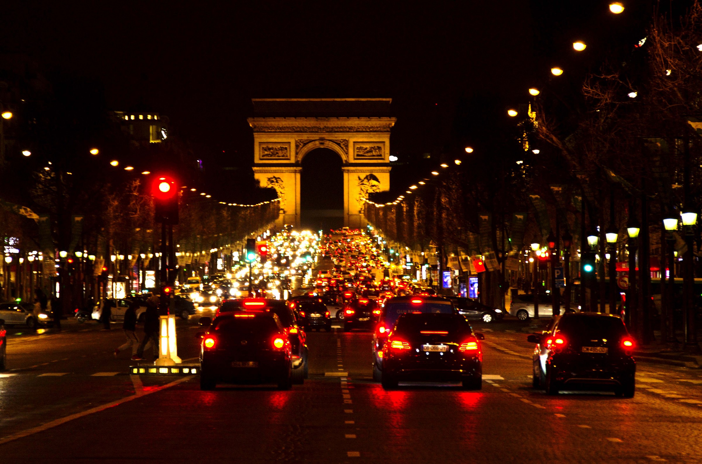 Avenue des Champs Elysees (foto 2)