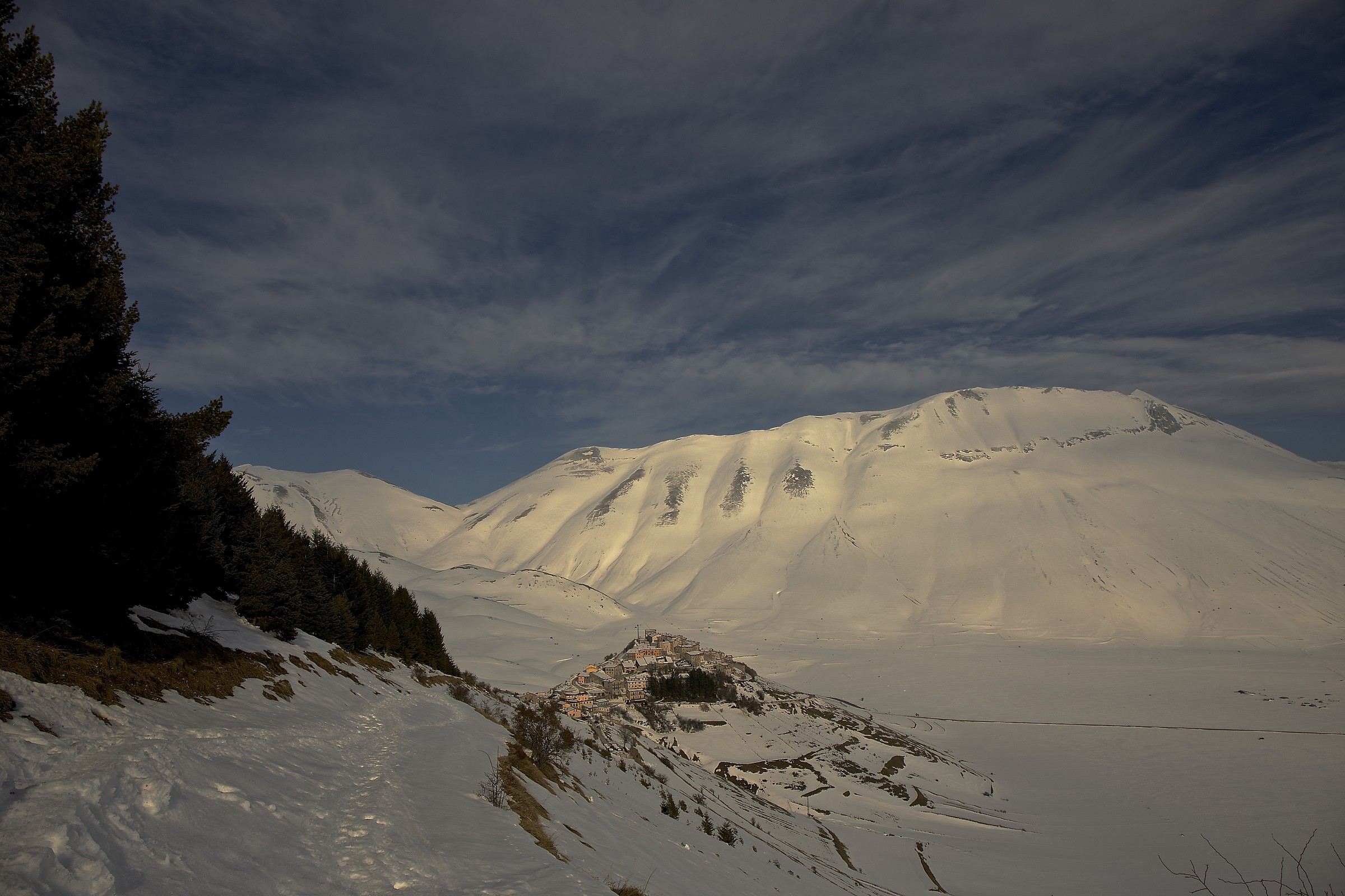 nel rosso sole del tramonto