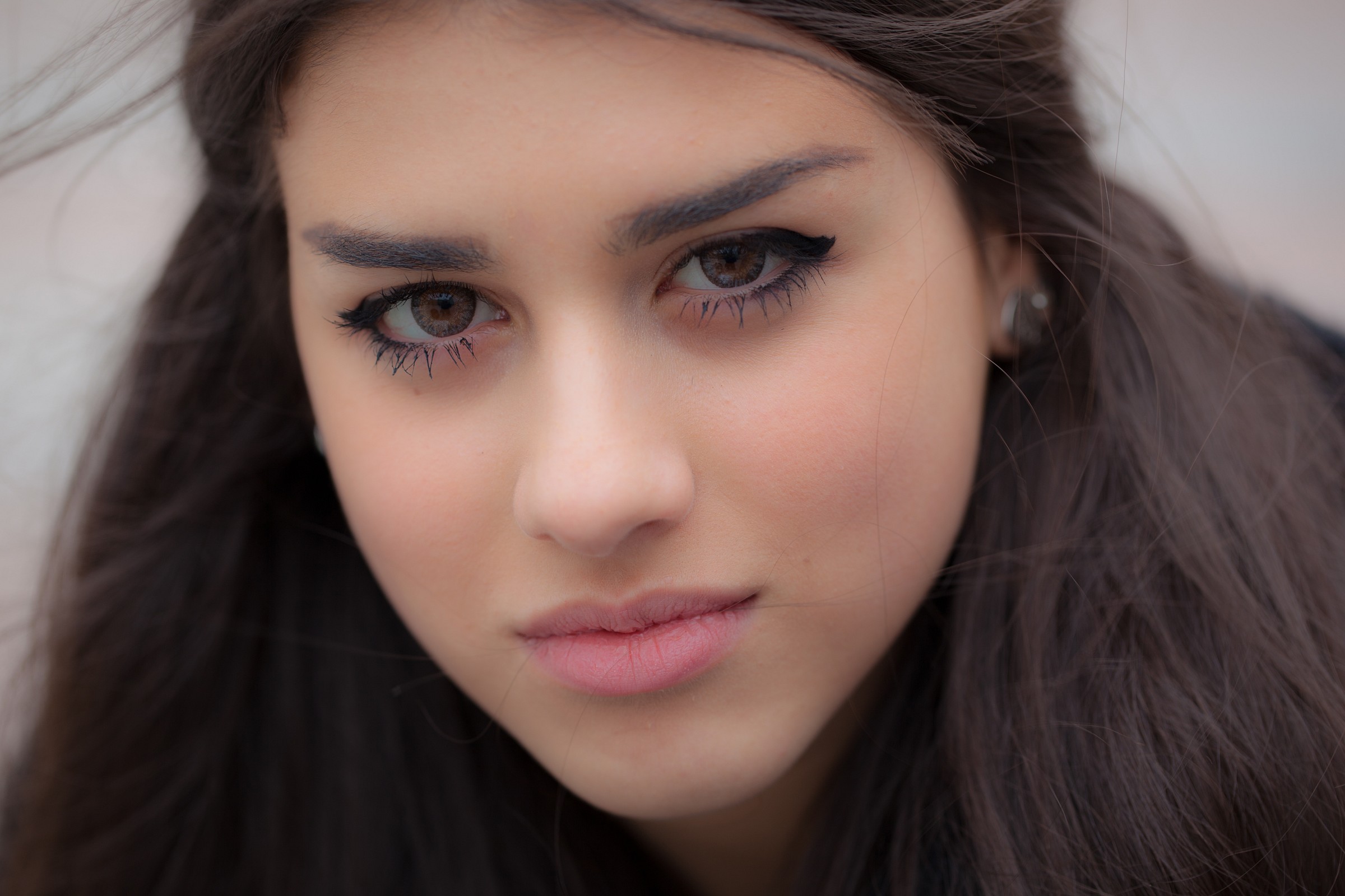 ragazza in p.zza Maggiore