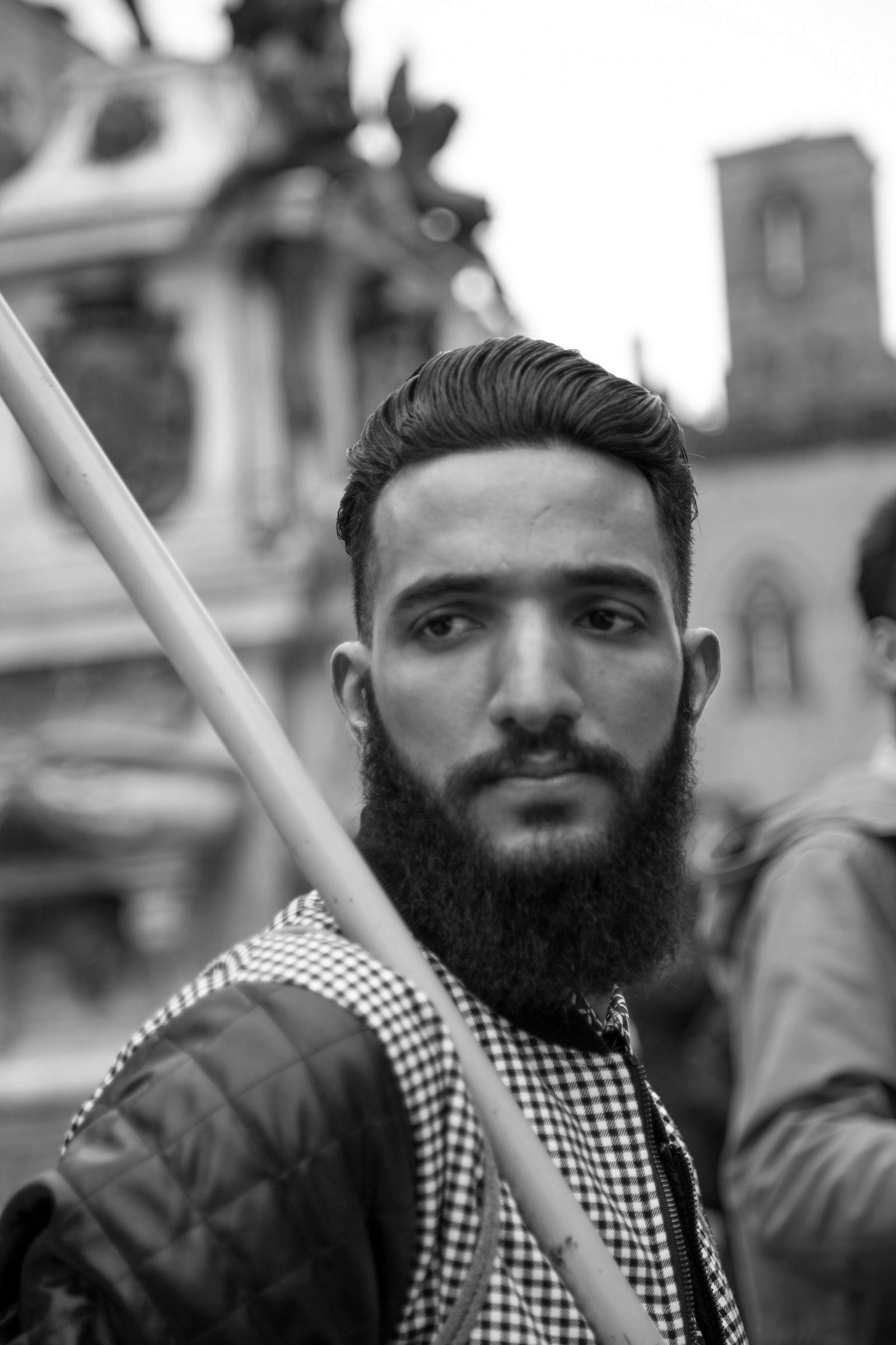 ragazzo in p.zza maggiore