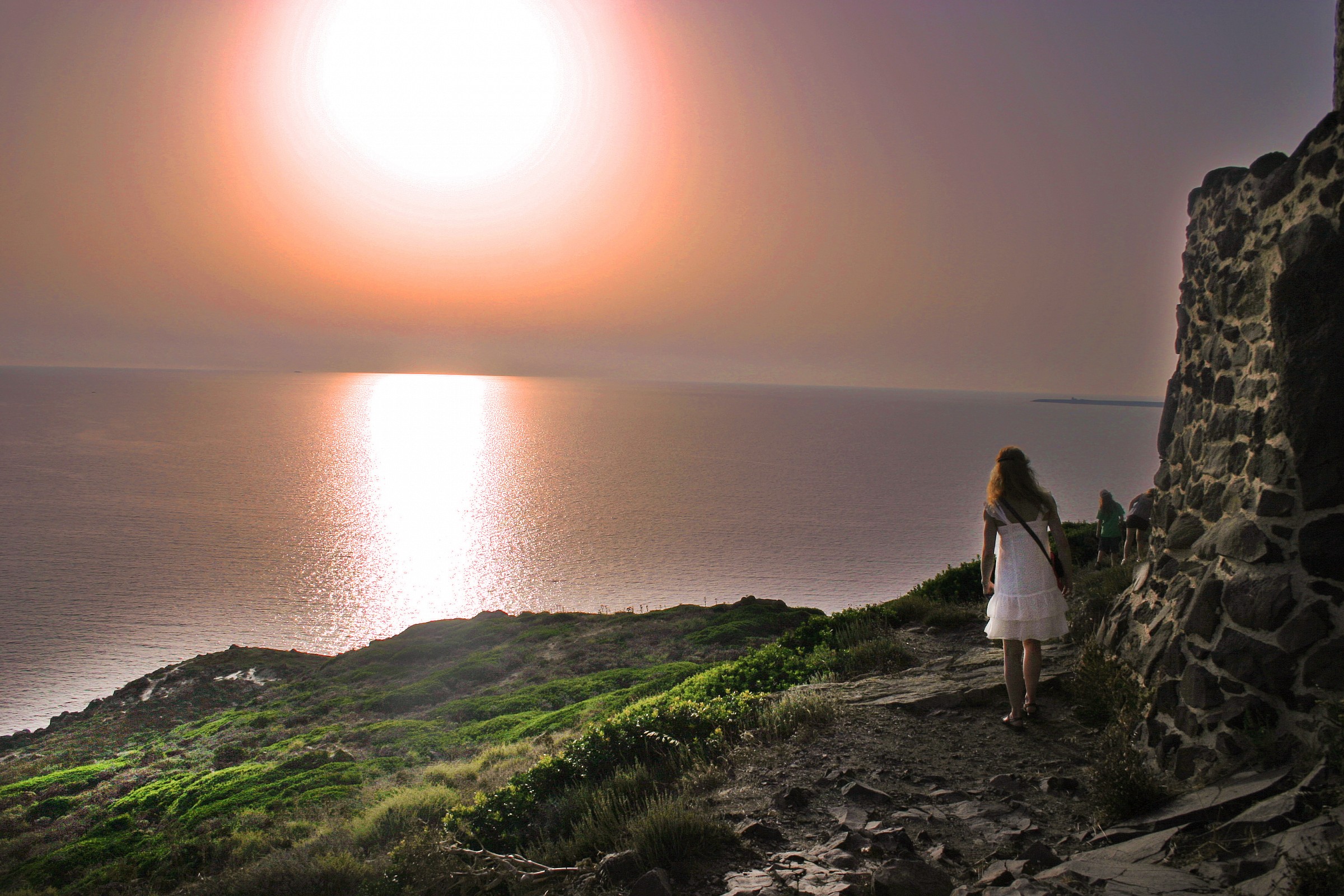 viale del tramonto..( io resto ancora da questa parte)