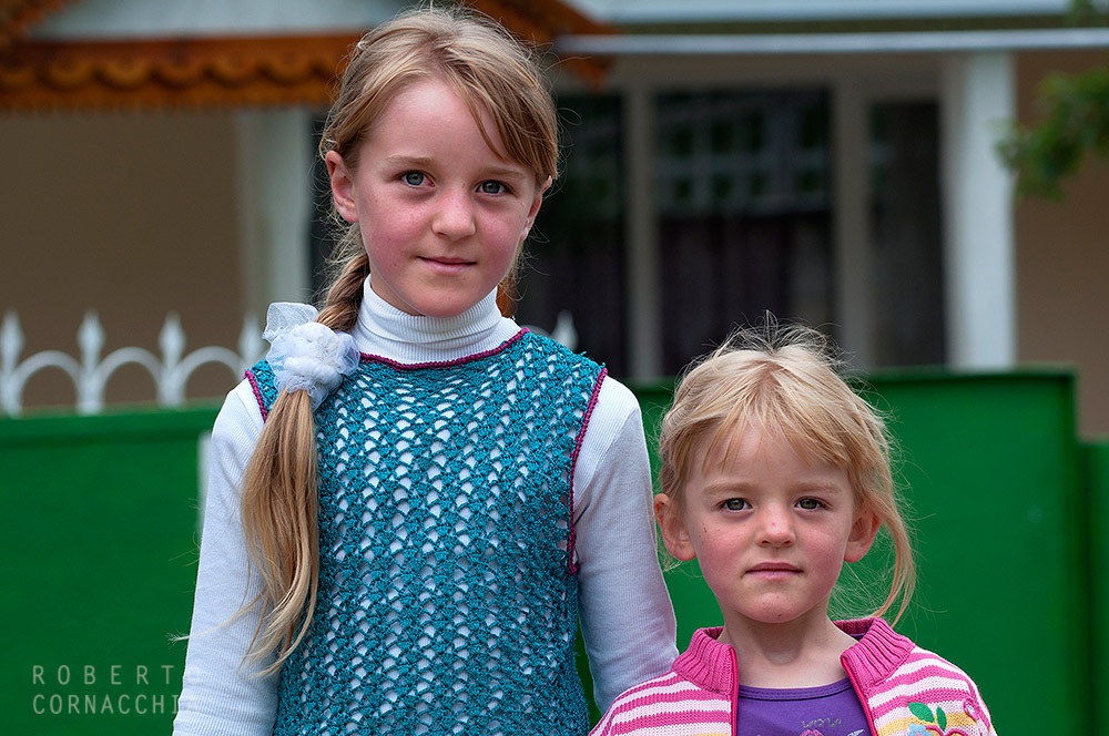 Girls Molokan, Fioletovo