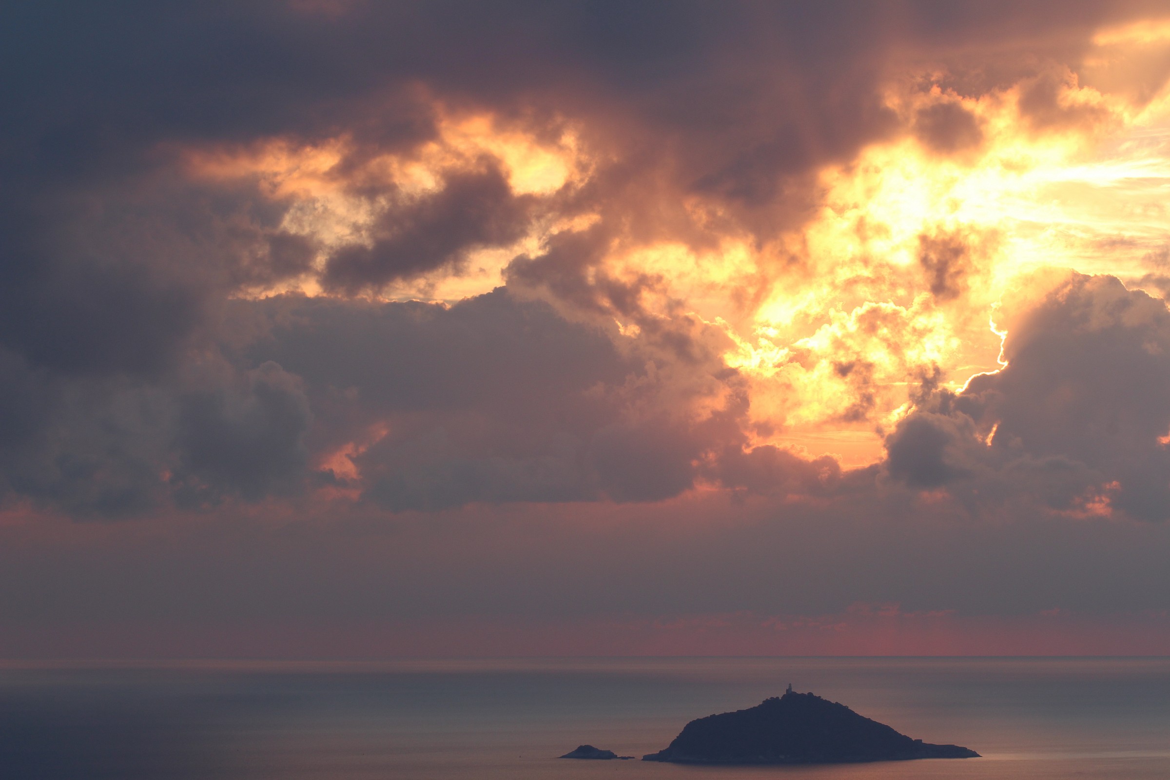 Palmaria Island at sunset