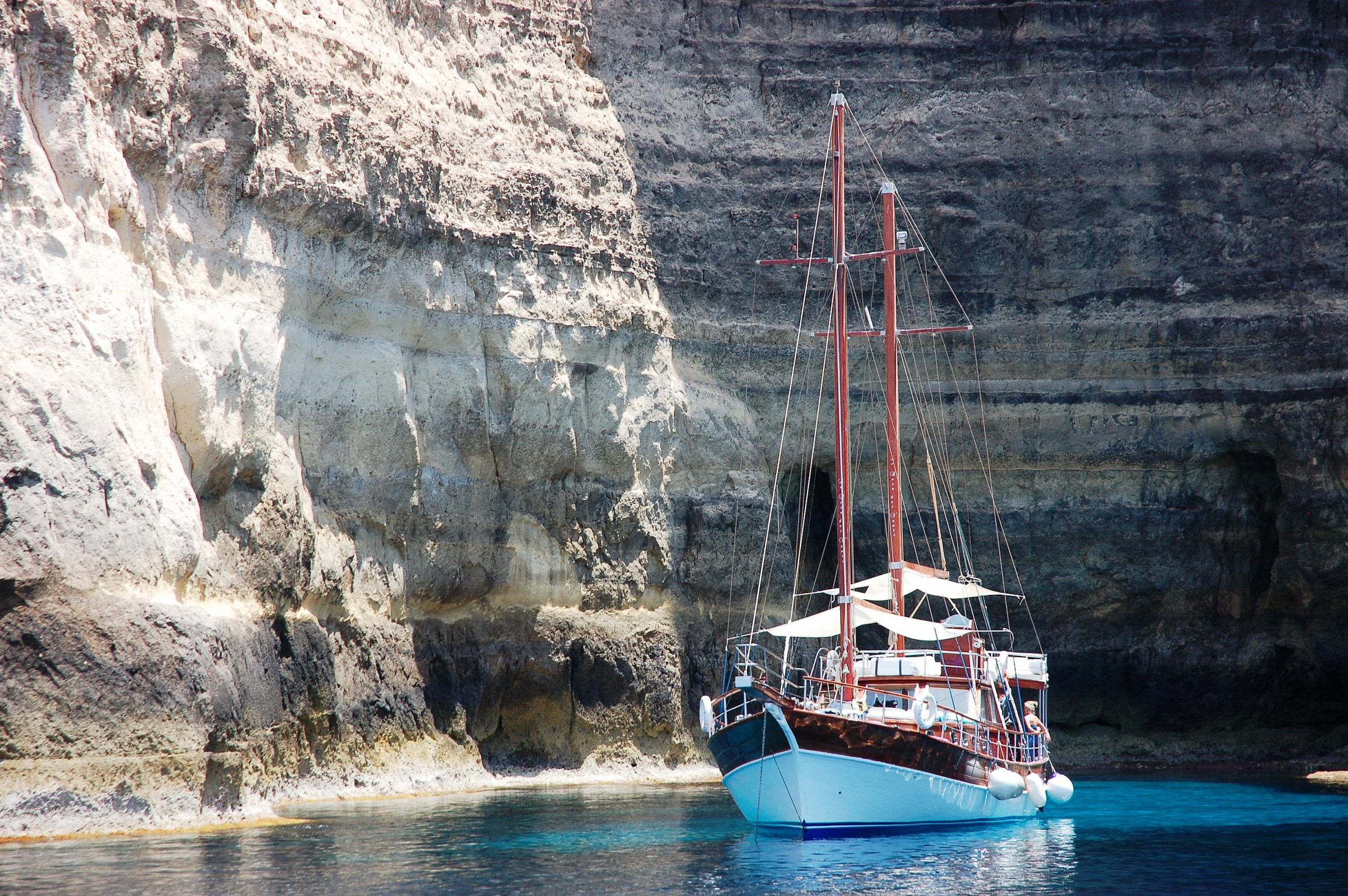 Lampedusa, cliffs north.