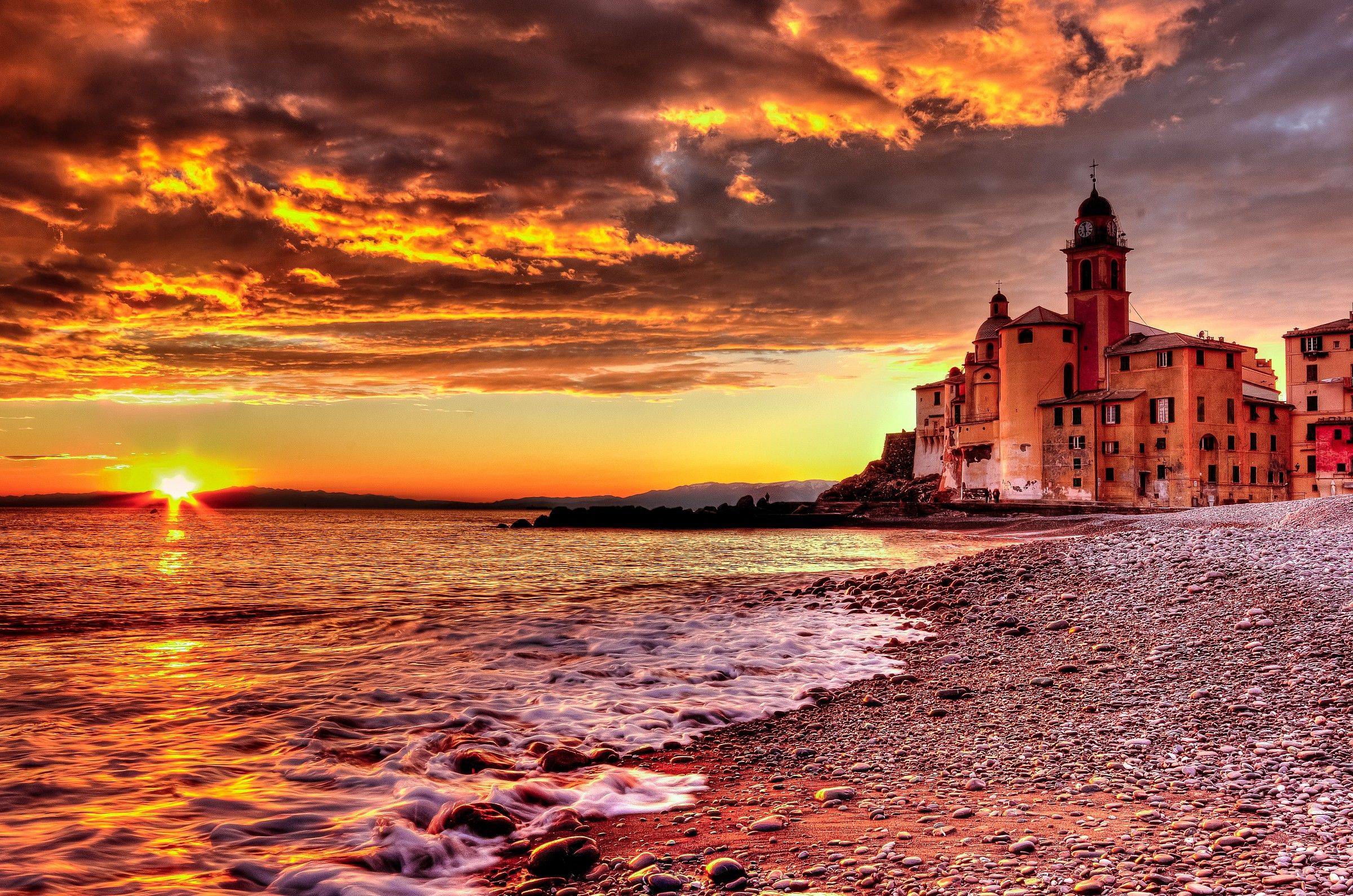 Camogli, tramonto d'inverno