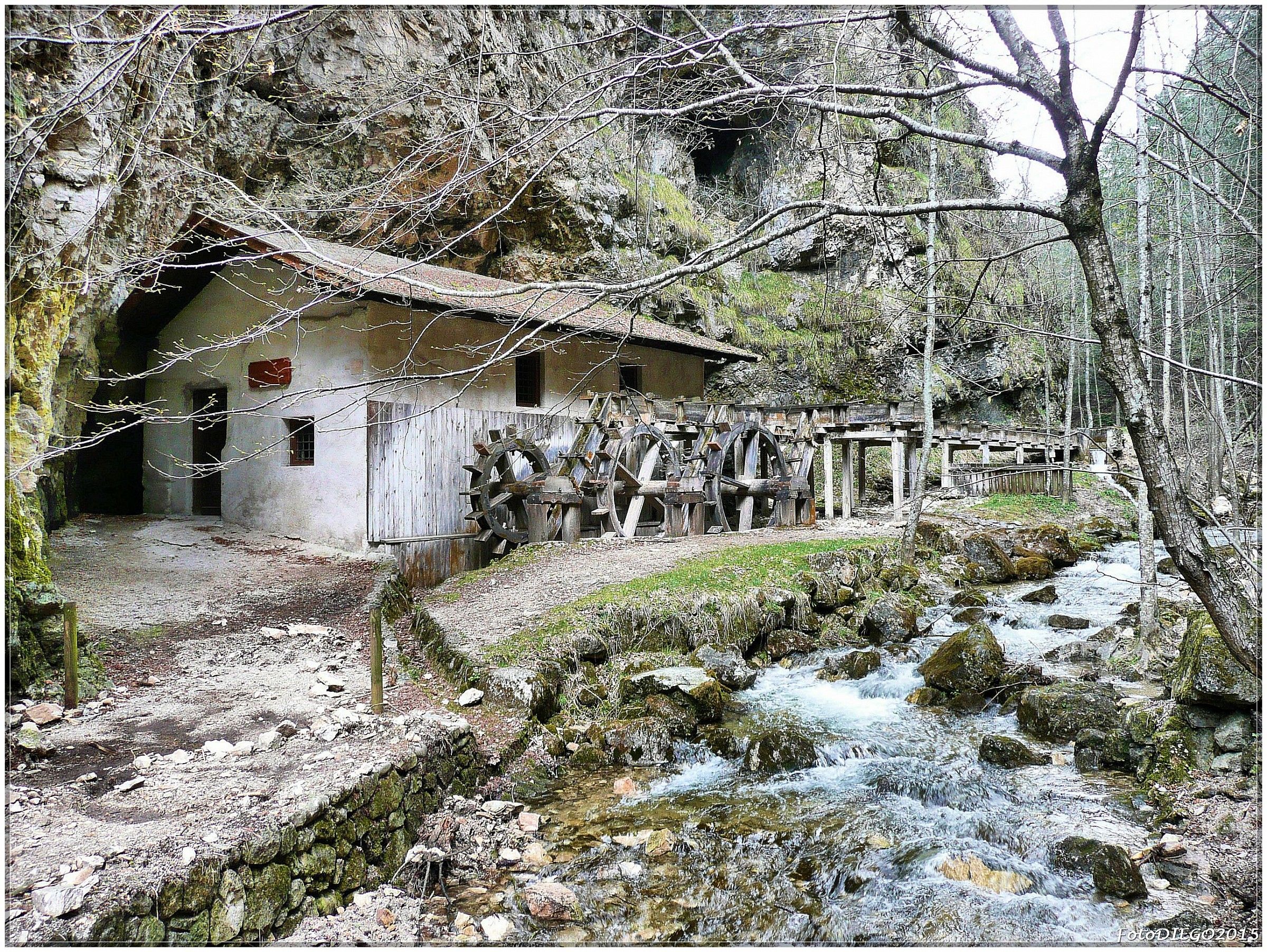 Fund, towards Lake Smaraldo